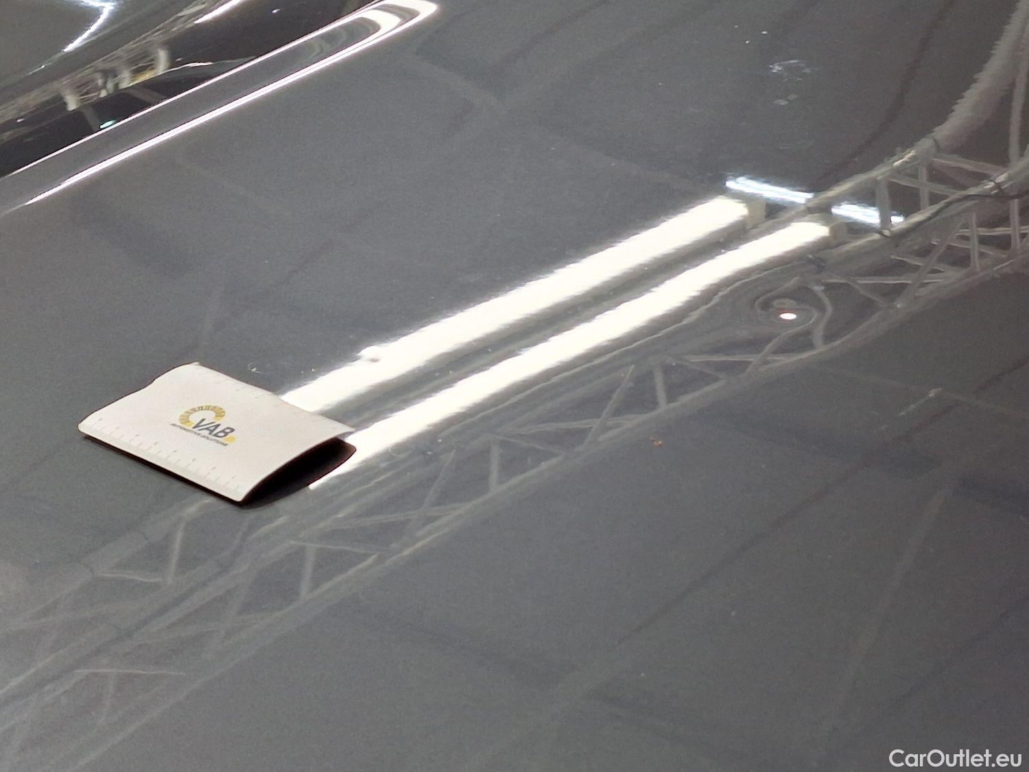  Bmw  Serie 3 BMW, 3-serie '18, BMW 3 Reeks Berline 318iA (115 kW) 4d #30