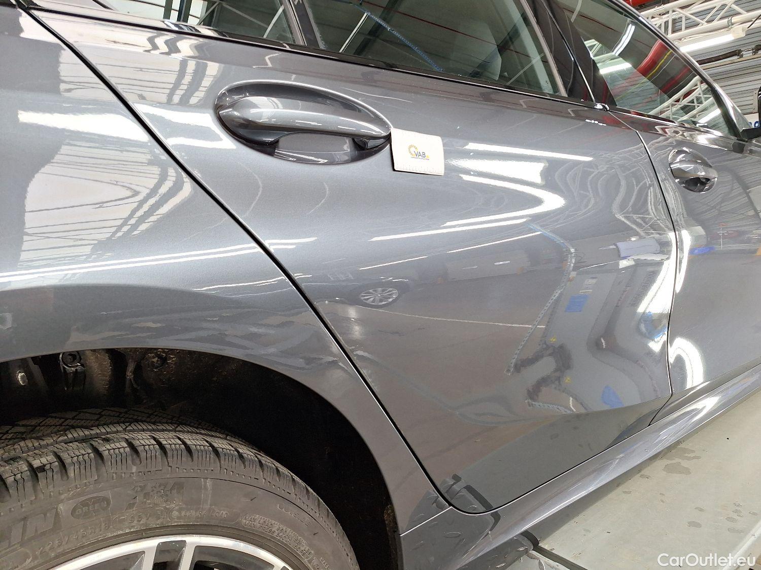  Bmw  Serie 3 BMW, 3-serie '18, BMW 3 Reeks Berline 318iA (115 kW) 4d #14