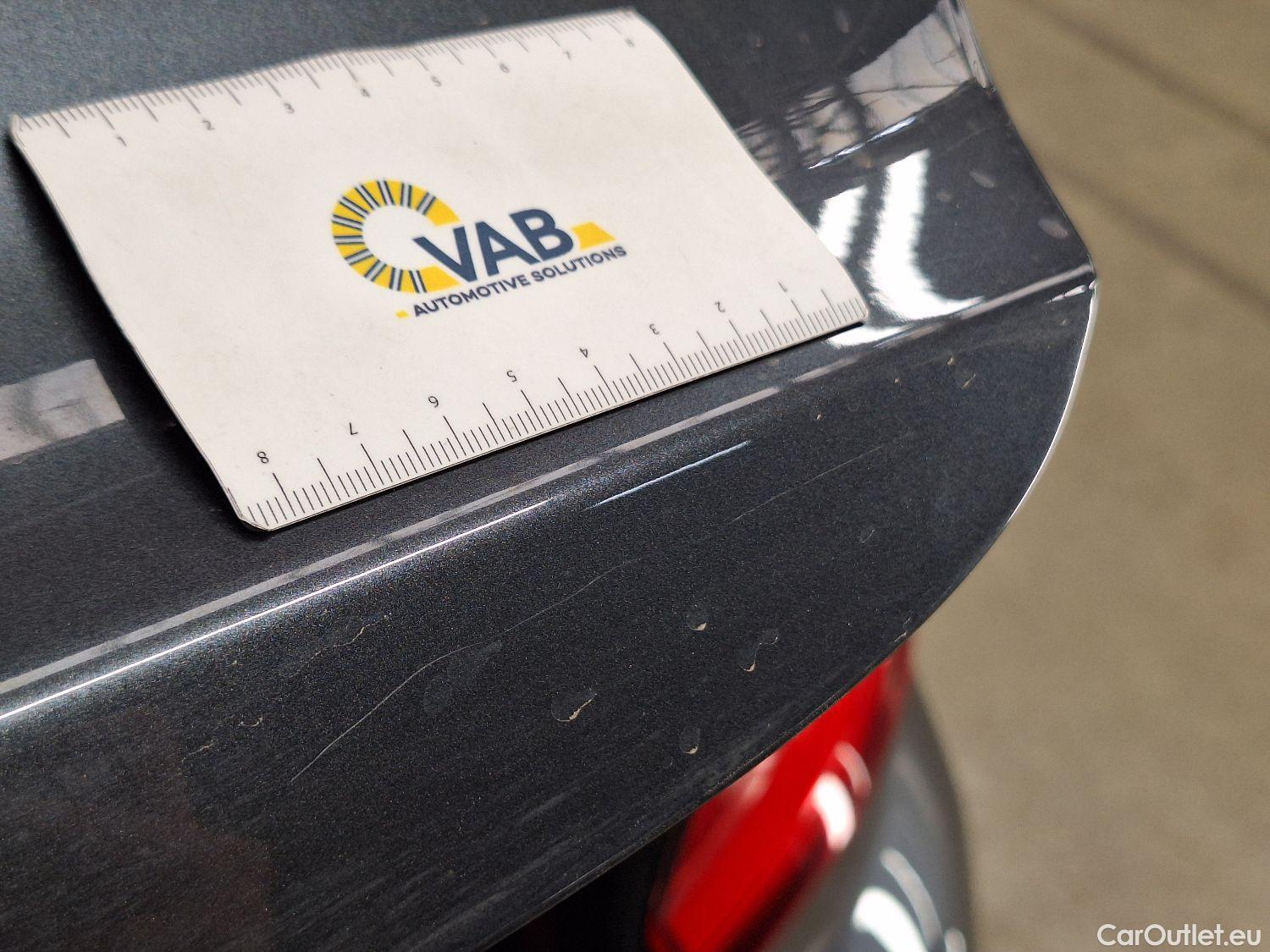  Bmw  Serie 3 BMW, 3-serie '18, BMW 3 Reeks Berline 318iA (115 kW) 4d #28