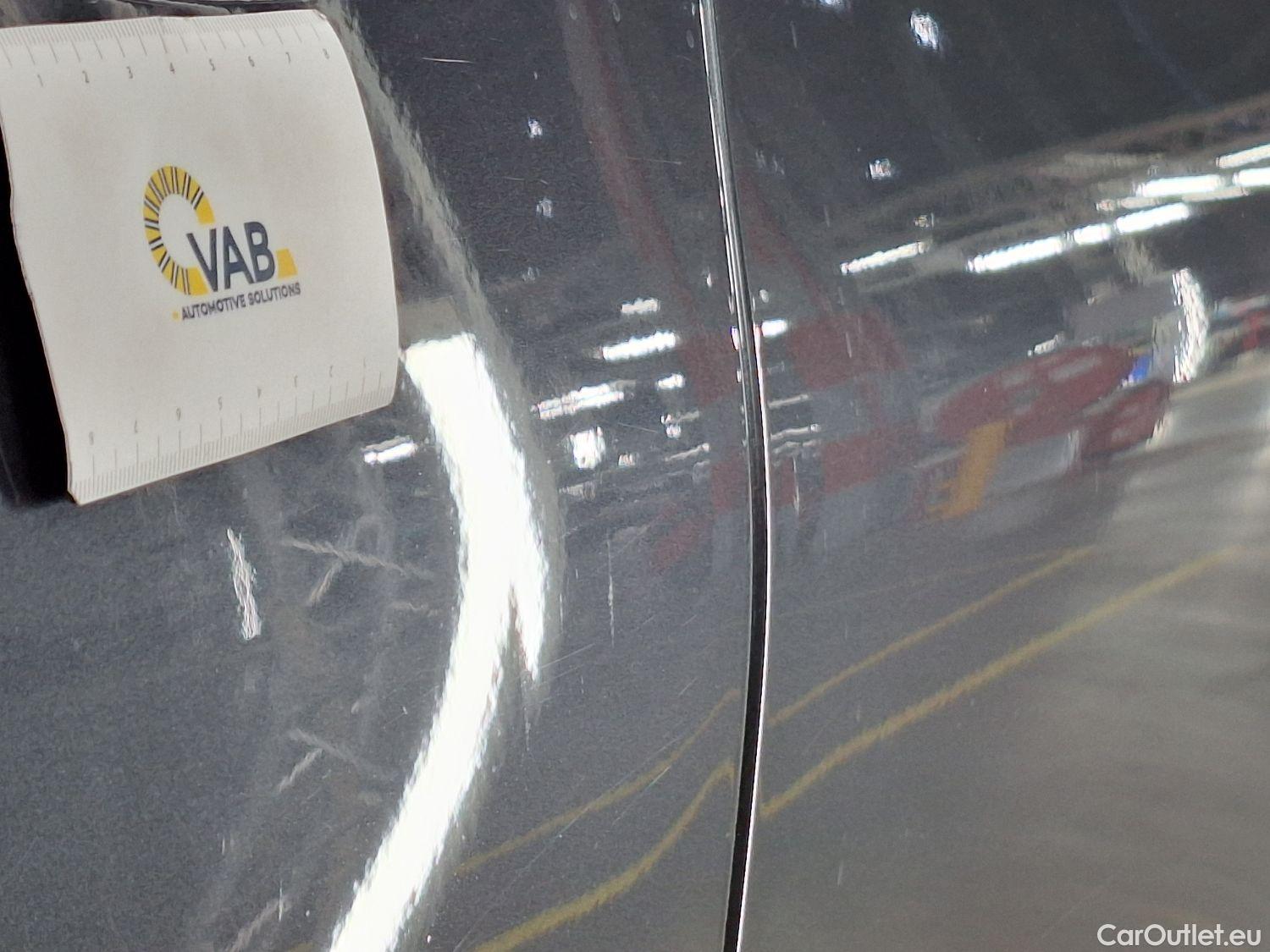  Bmw  Serie 3 BMW, 3-serie '18, BMW 3 Reeks Berline 318iA (115 kW) 4d #23