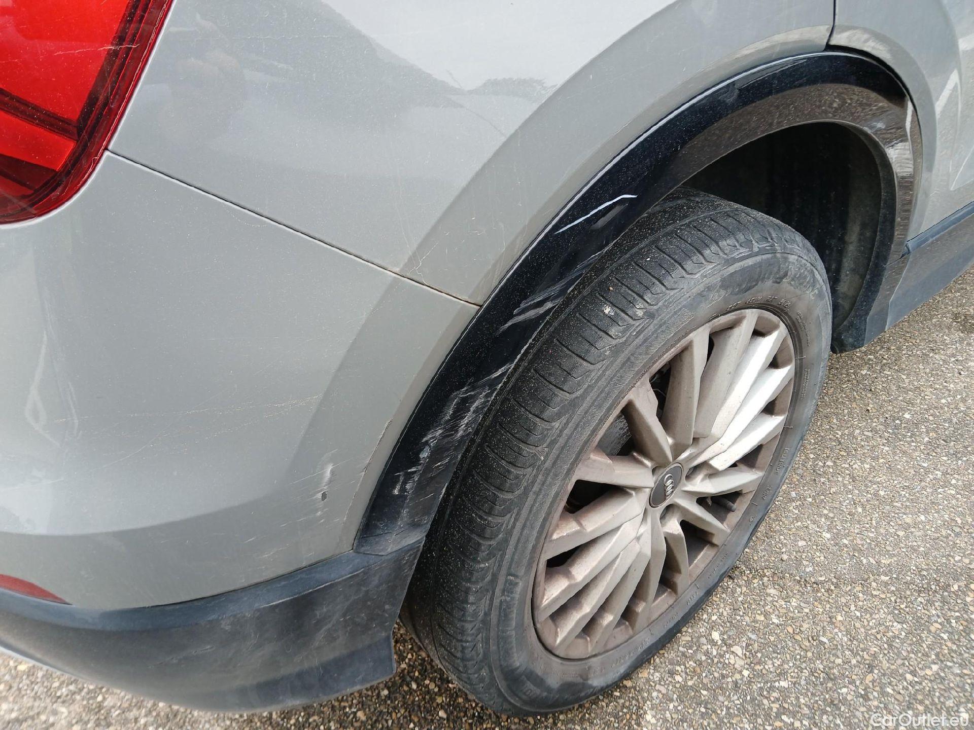  Audi  Q2 AUDI  / 2016 / 5P / todoterreno Design 30 TFSI 85kW (116CV) #41