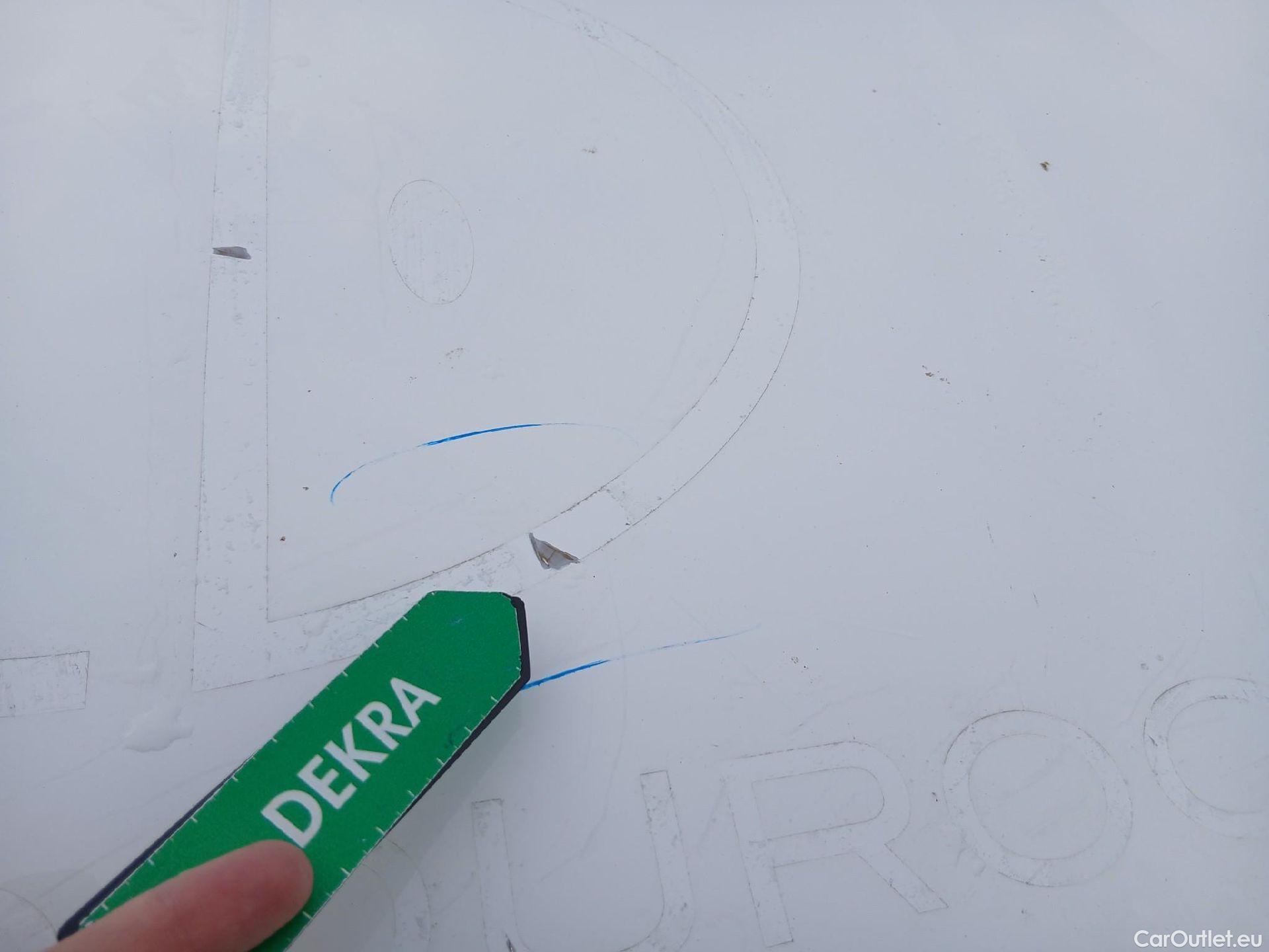  Peugeot  2008 PEUGEOT  / 2019 / 5P / todoterreno Active Pack BlueHDI 81kW (110CV) #4