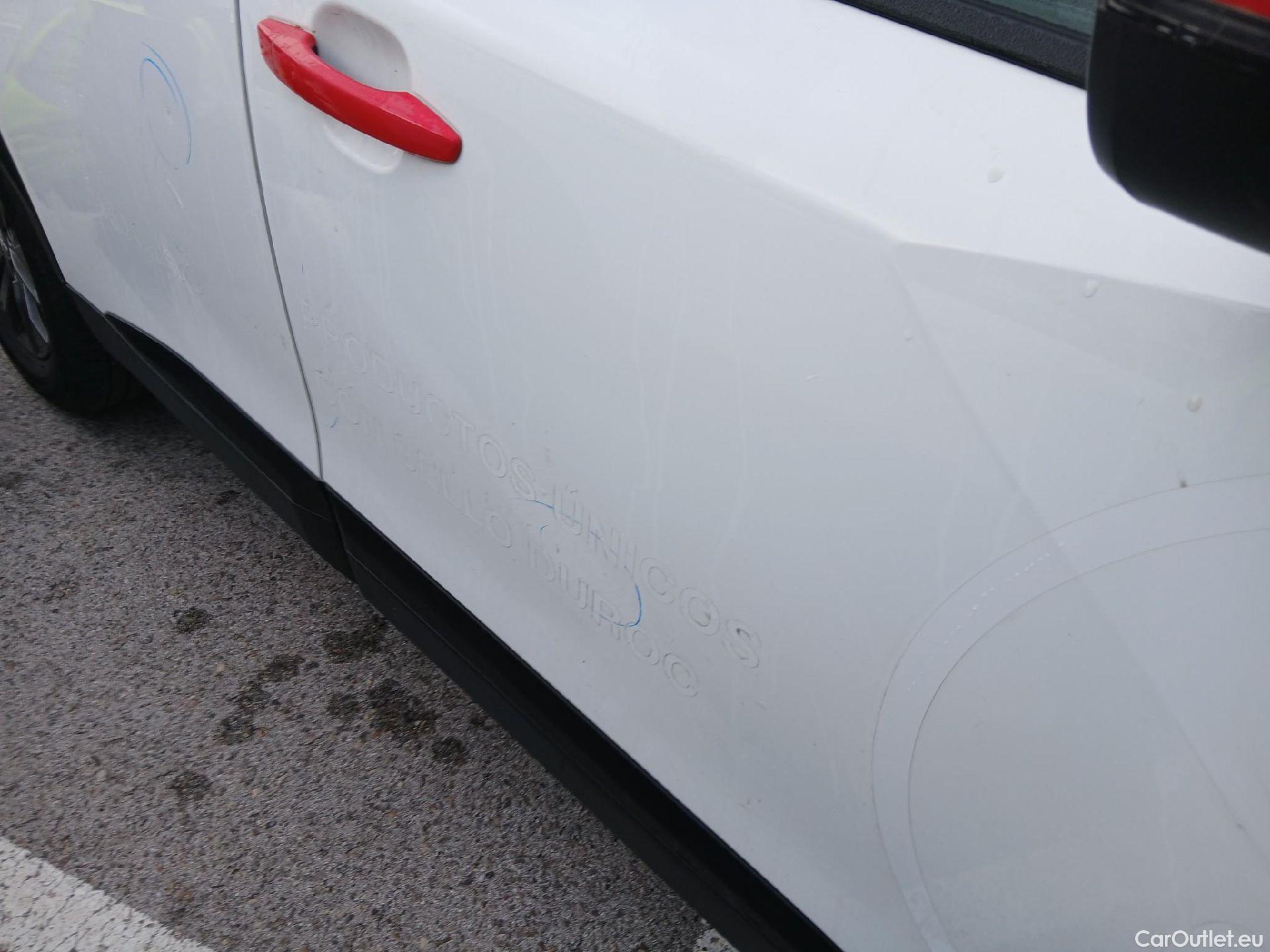  Peugeot  2008 PEUGEOT  / 2019 / 5P / todoterreno Active Pack BlueHDI 81kW (110CV) #22