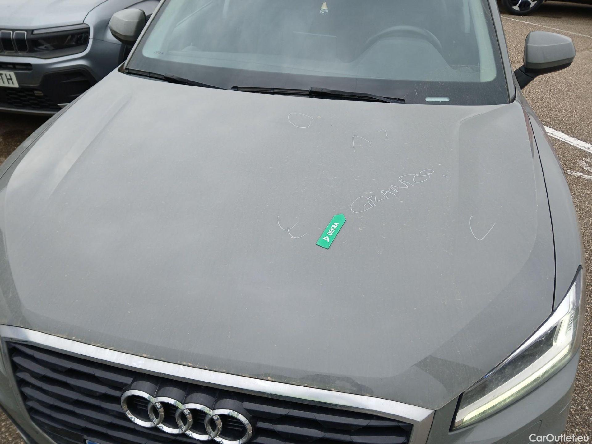  Audi  Q2 AUDI  / 2016 / 5P / todoterreno Design 30 TFSI 85kW (116CV) #8