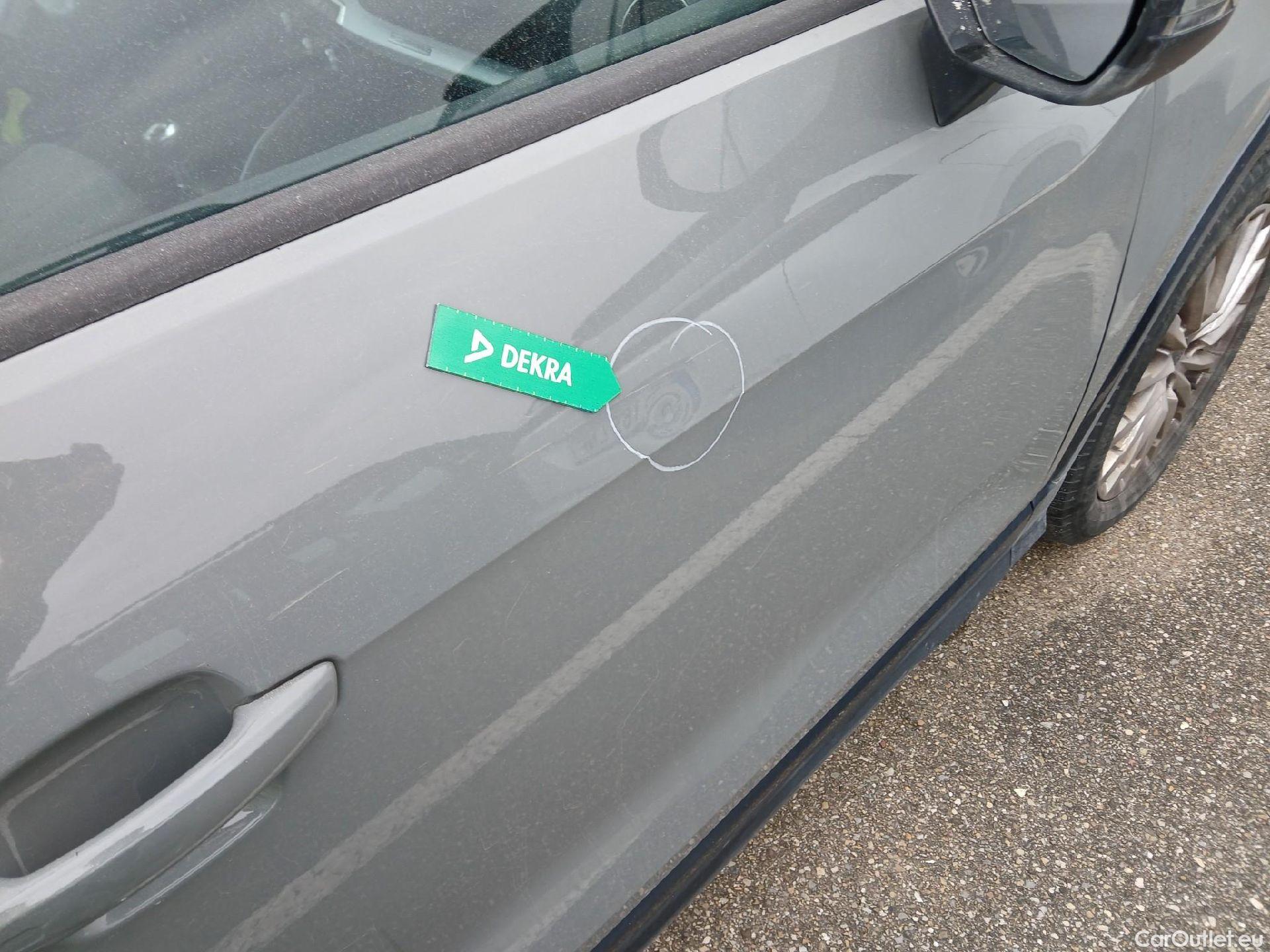  Audi  Q2 AUDI  / 2016 / 5P / todoterreno Design 30 TFSI 85kW (116CV) #45