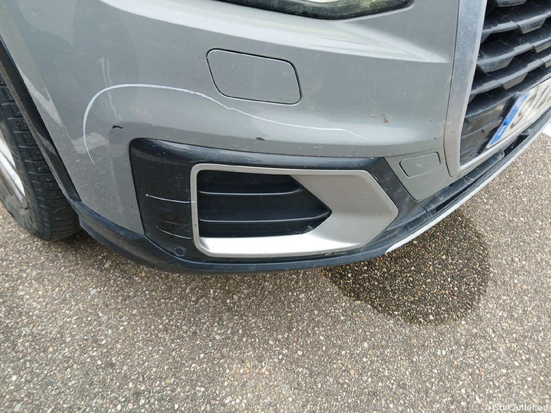  Audi  Q2 AUDI  / 2016 / 5P / todoterreno Design 30 TFSI 85kW (116CV) #11