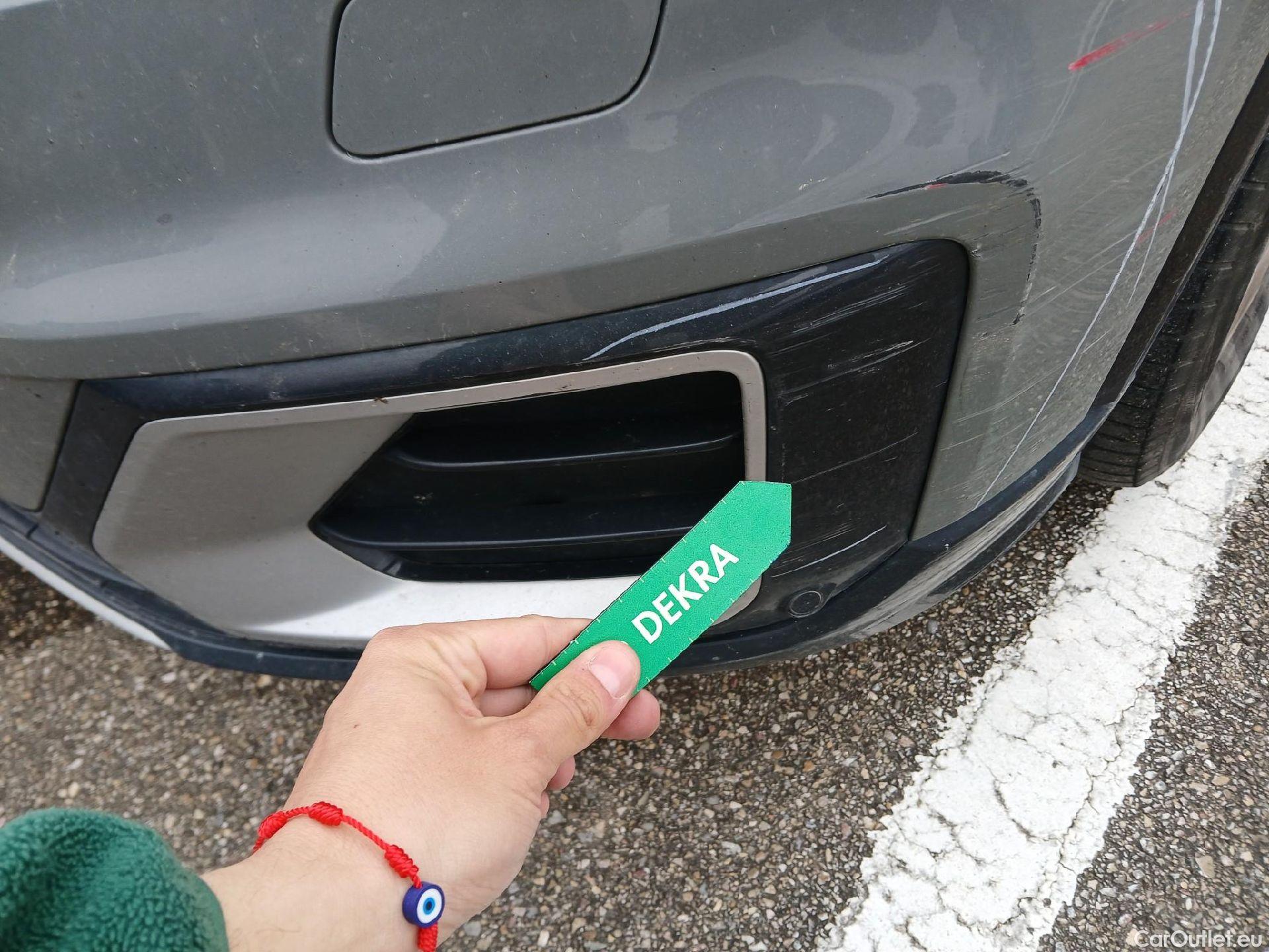  Audi  Q2 AUDI  / 2016 / 5P / todoterreno Design 30 TFSI 85kW (116CV) #21