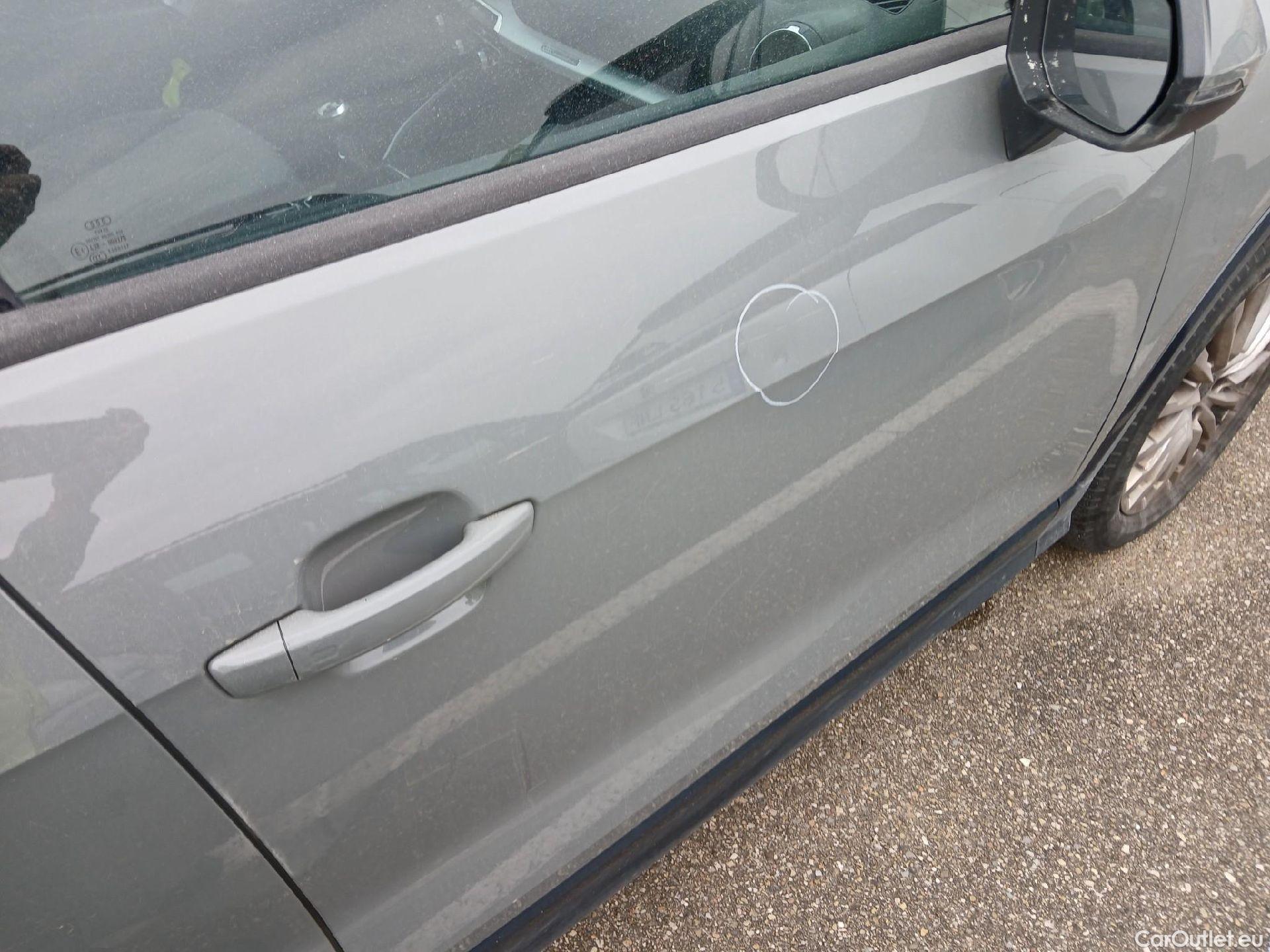  Audi  Q2 AUDI  / 2016 / 5P / todoterreno Design 30 TFSI 85kW (116CV) #46