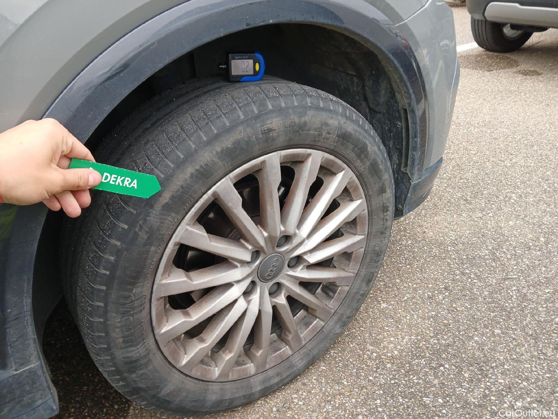  Audi  Q2 AUDI  / 2016 / 5P / todoterreno Design 30 TFSI 85kW (116CV) #5