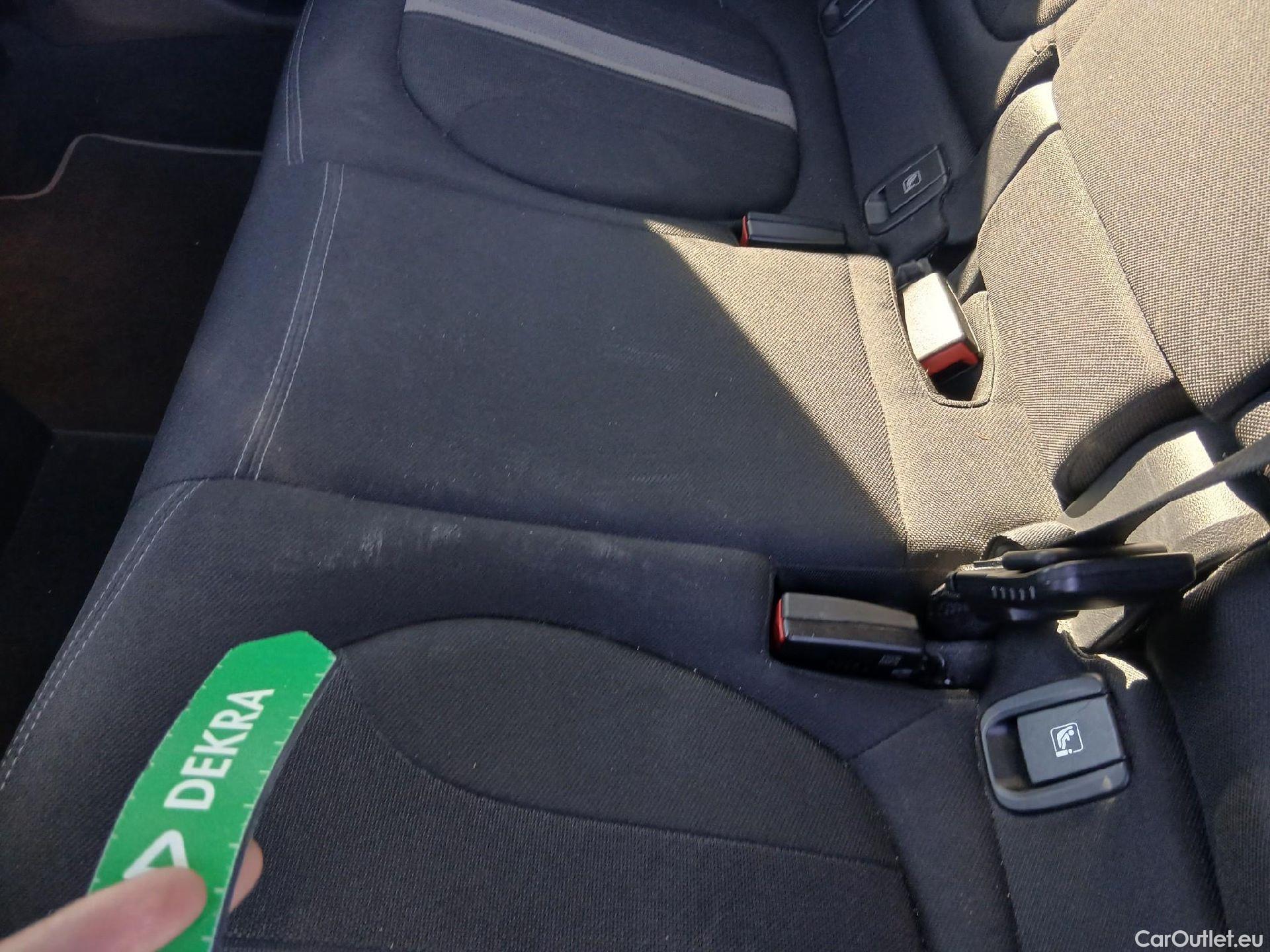  Bmw  X2 BMW  / 2017 / 5P / todoterreno sDrive18i (AC3) #27