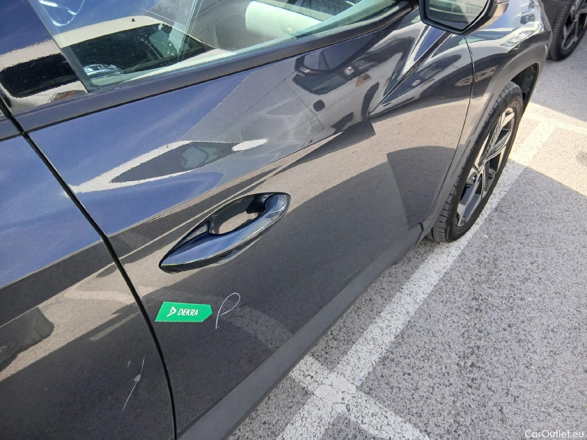  Hyundai  Tucson HYUNDAI  / 2020 / 5P / todoterreno 1.6 TGDI PHEV 195kW Tecno Sky Auto 4x4 #25