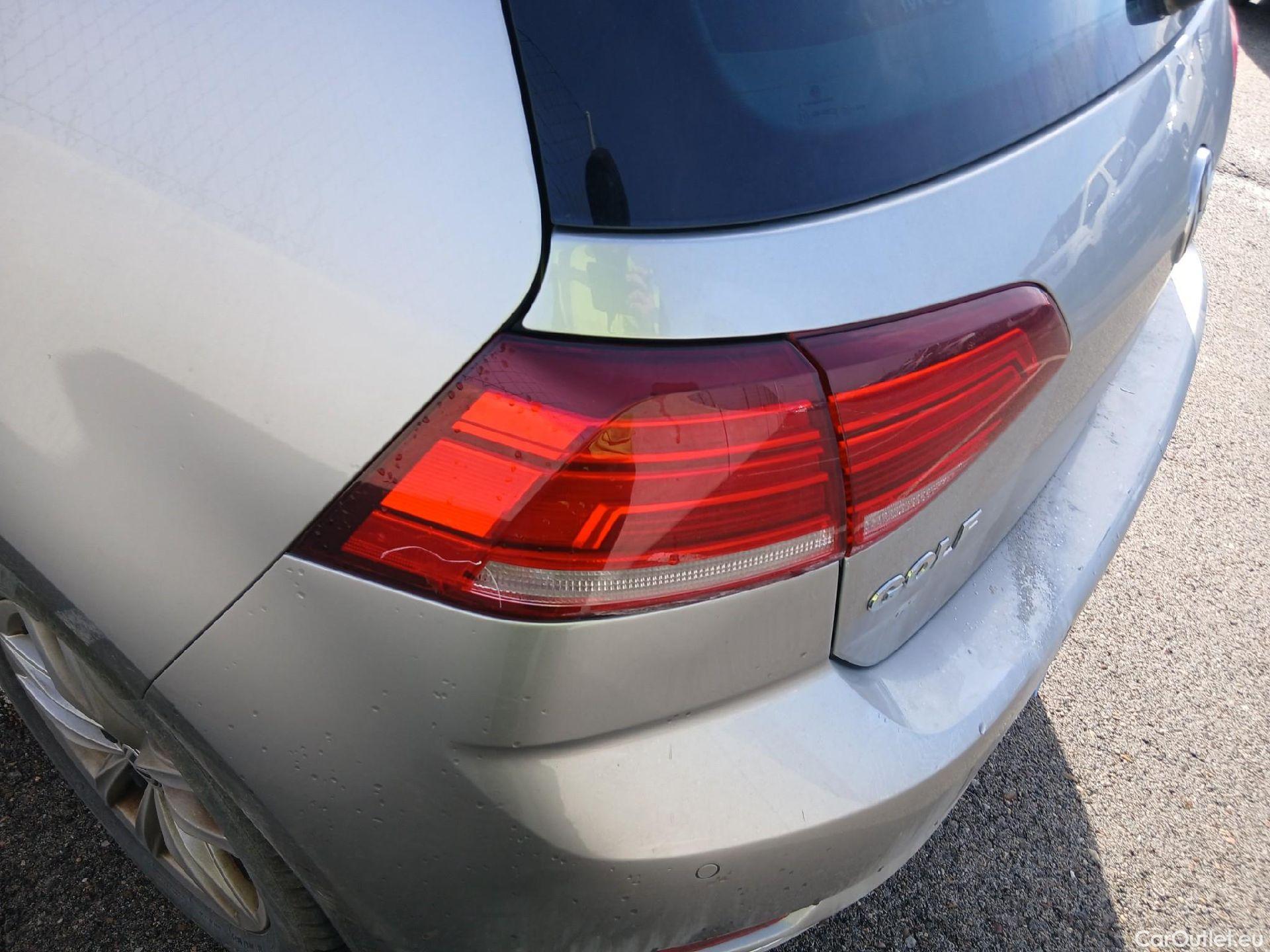  Volkswagen  Golf  VOLKSWAGEN / 2016 / 5P / berlina con portón Advance 1.6 TDI 85kW (115CV) #18