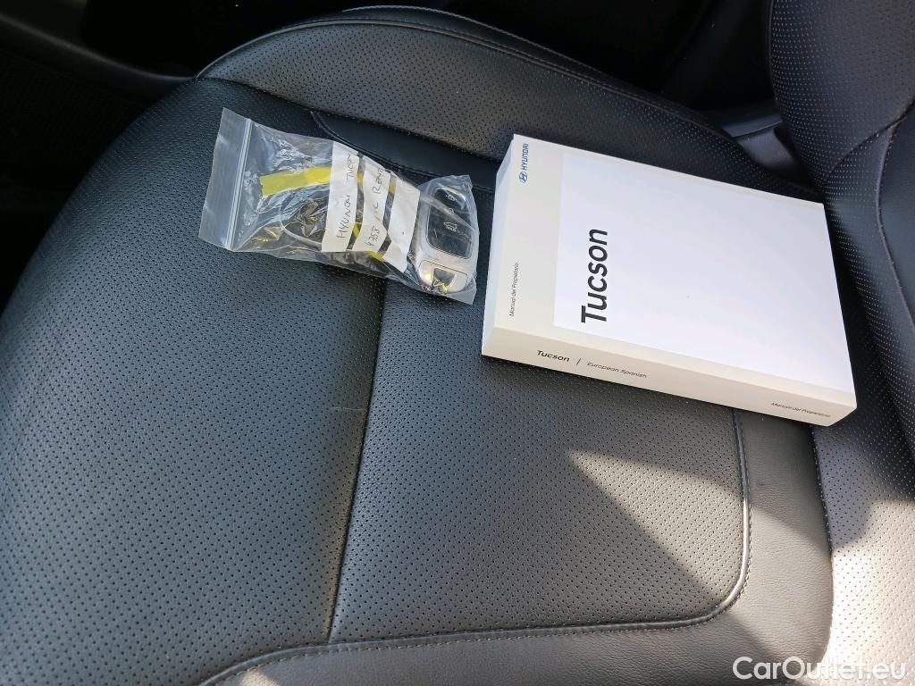  Hyundai  Tucson HYUNDAI  / 2020 / 5P / todoterreno 1.6 TGDI 132kW (180CV) 48V Style DCT 4x4 #4