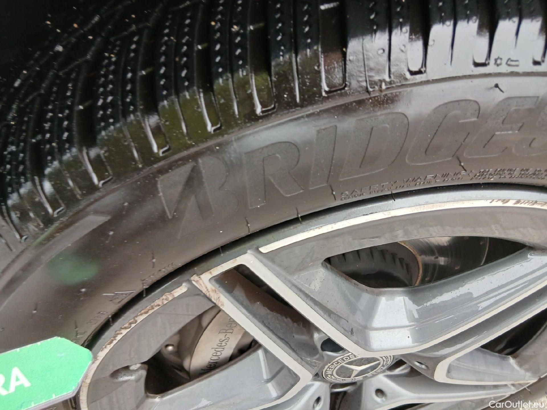  Mercedes  G-Klasee MERCEDES-BENZ GLC Coupé / 2019 / 5P / coupé GLC 200 4MATIC #4