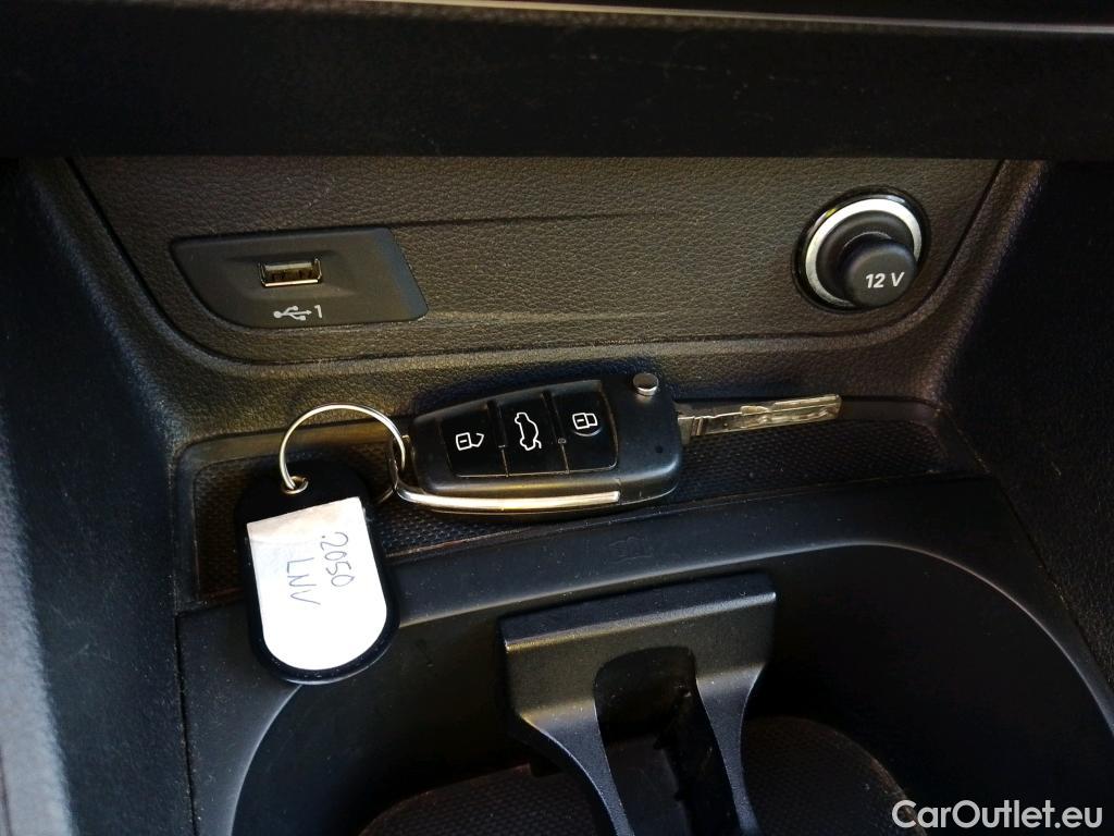  Audi  Q2 AUDI  / 2020 / 5P / todoterreno Advanced 35 TFSI 110kW (150CV) S tronic (AC) #2