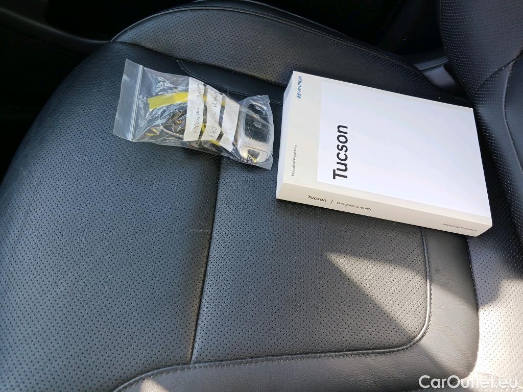  Hyundai  Tucson HYUNDAI  / 2020 / 5P / todoterreno 1.6 TGDI 132kW (180CV) 48V Style DCT 4x4 #3