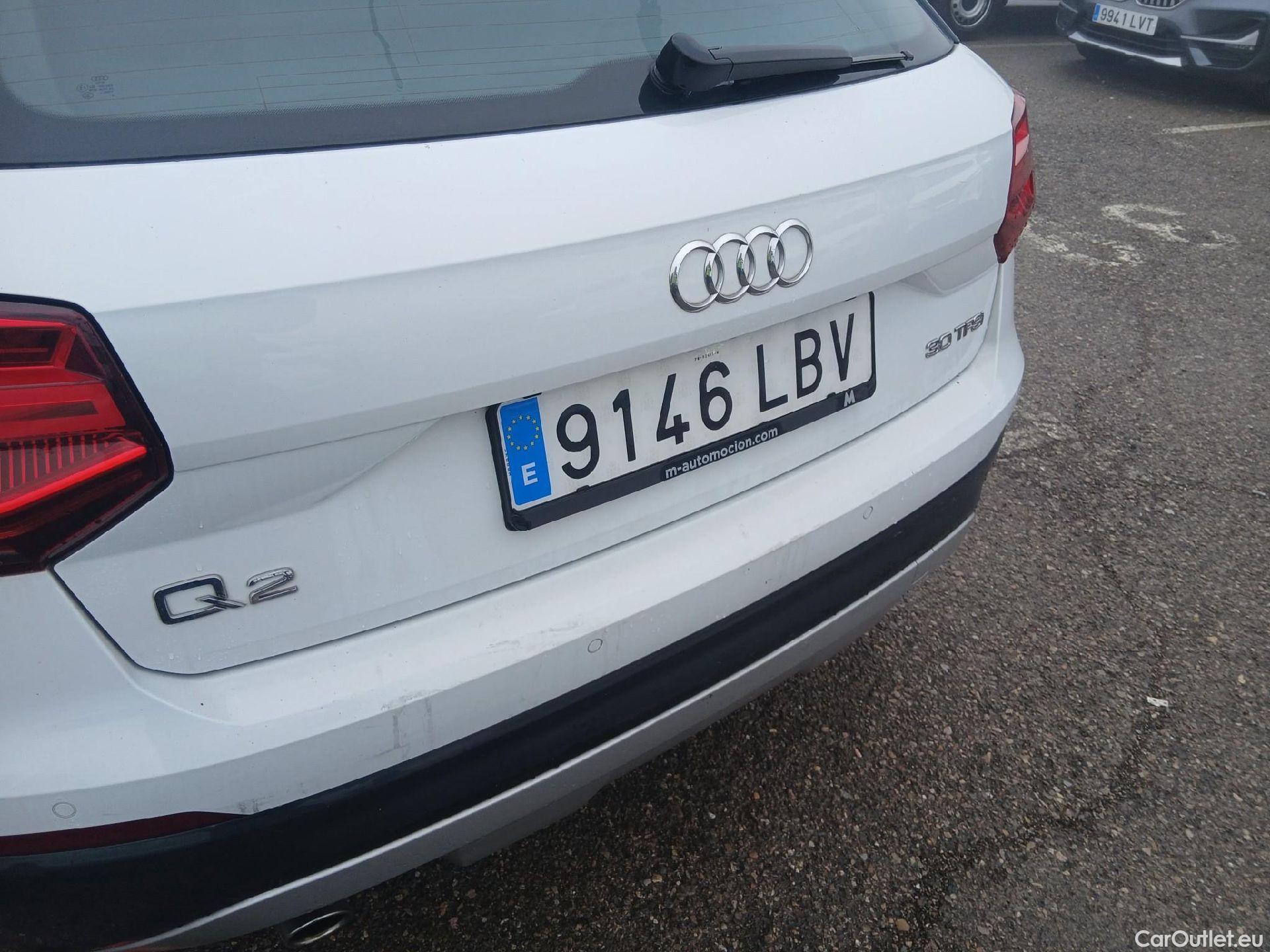  Audi  Q2 AUDI  / 2016 / 5P / todoterreno Design 30 TFSI 85kW (116CV) #14