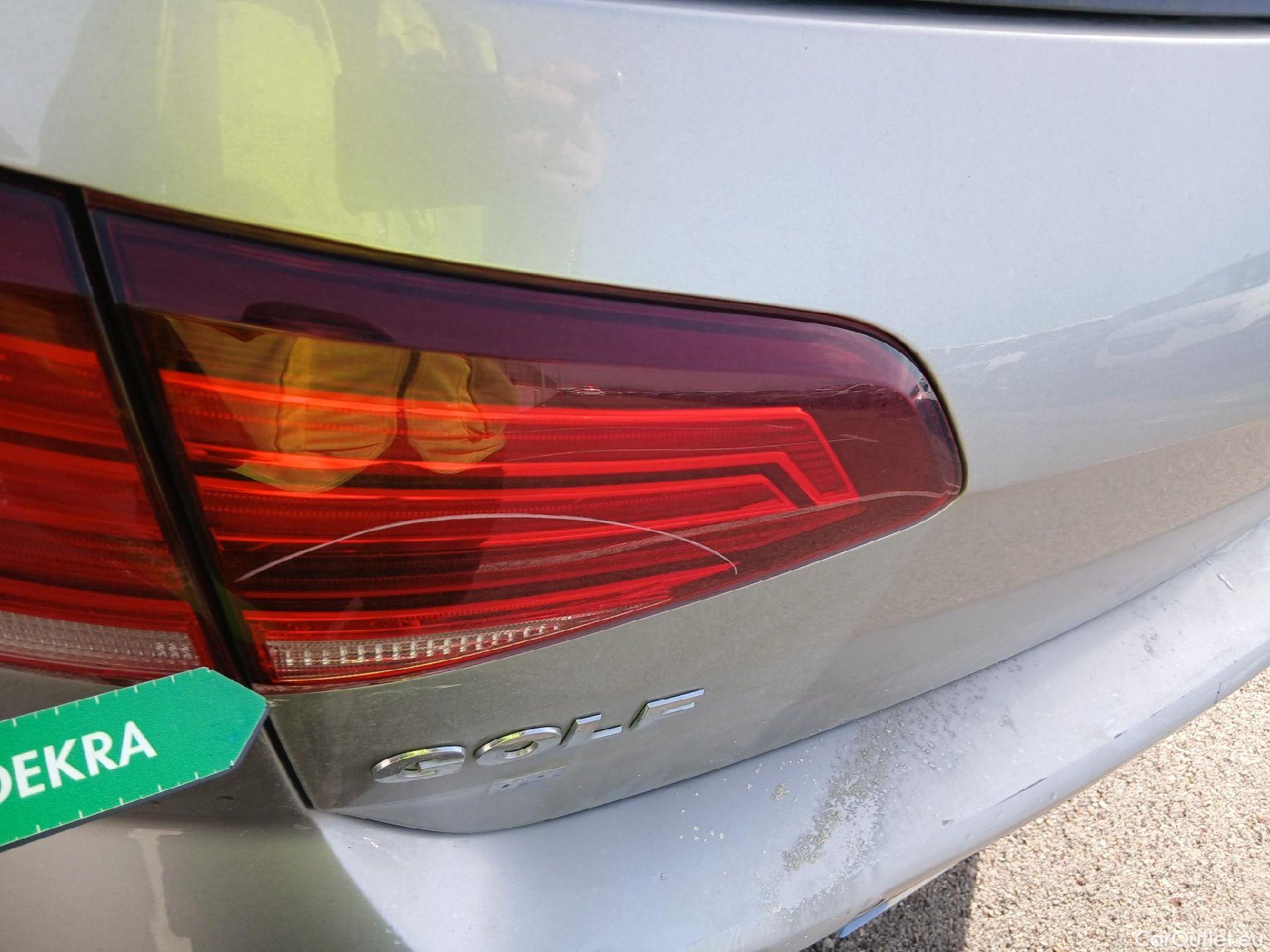  Volkswagen  Golf  VOLKSWAGEN / 2016 / 5P / berlina con portón Advance 1.6 TDI 85kW (115CV) #21