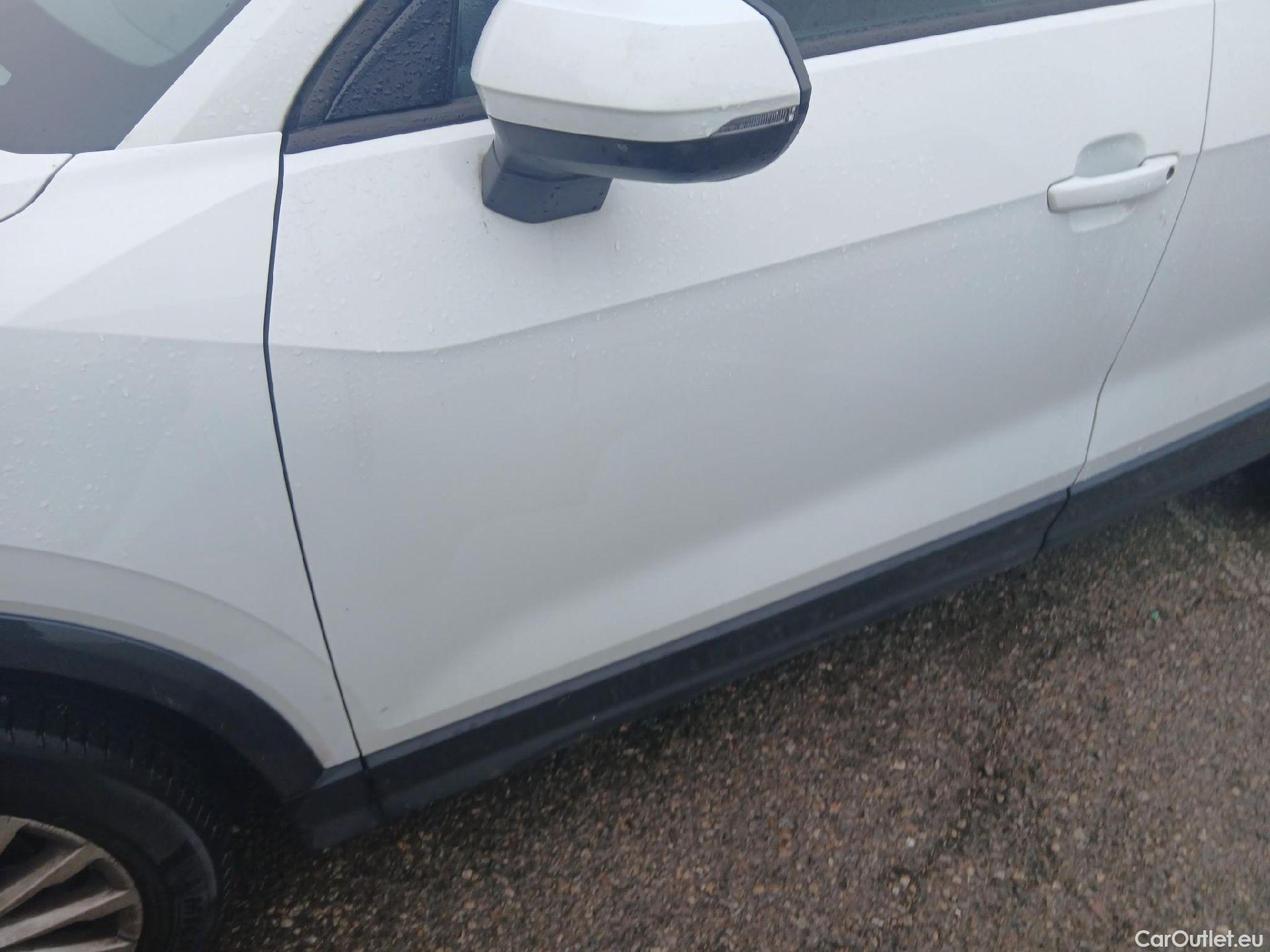  Audi  Q2 AUDI  / 2016 / 5P / todoterreno Design 30 TFSI 85kW (116CV) #8