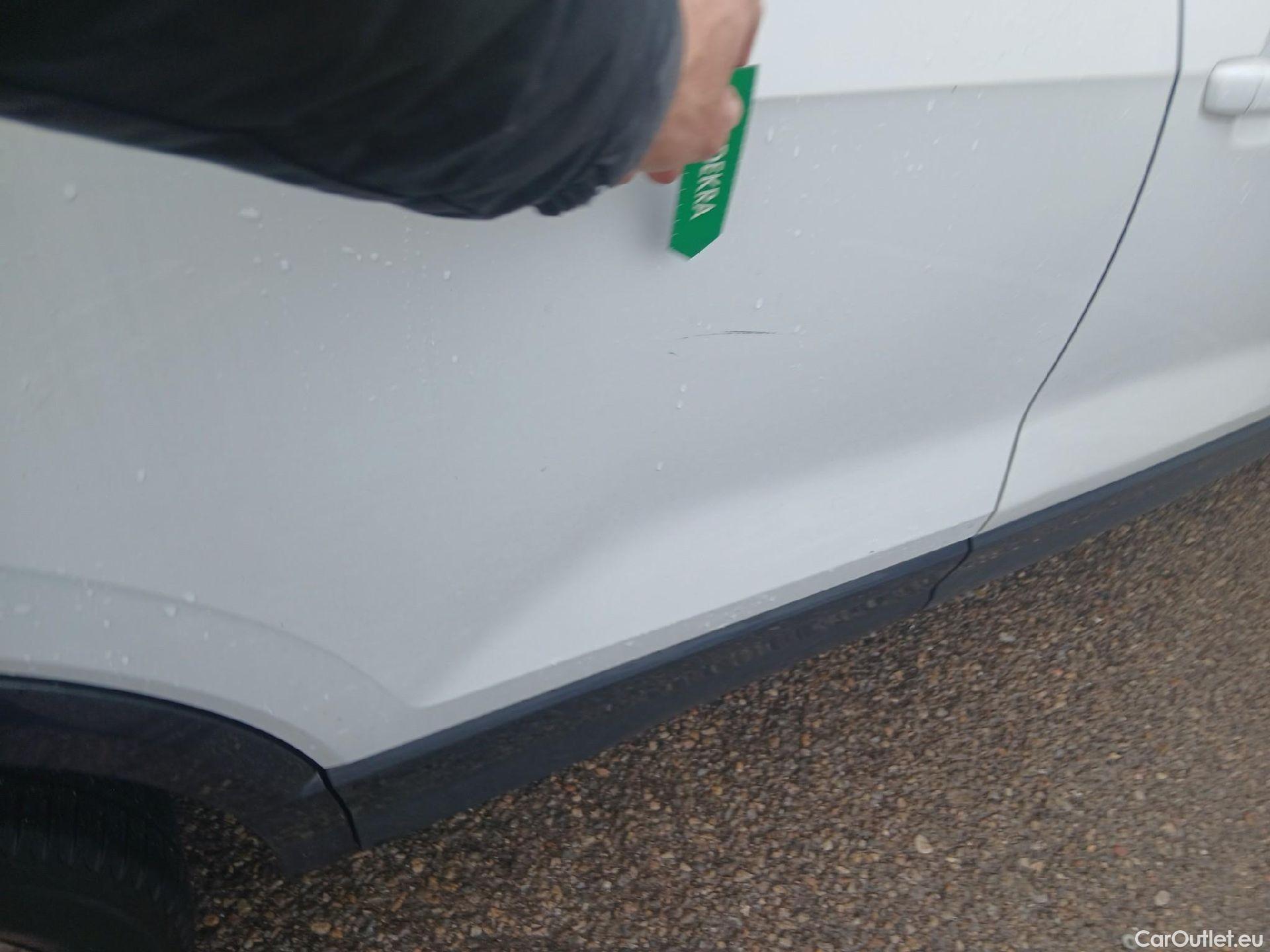  Audi  Q2 AUDI  / 2016 / 5P / todoterreno Design 30 TFSI 85kW (116CV) #20