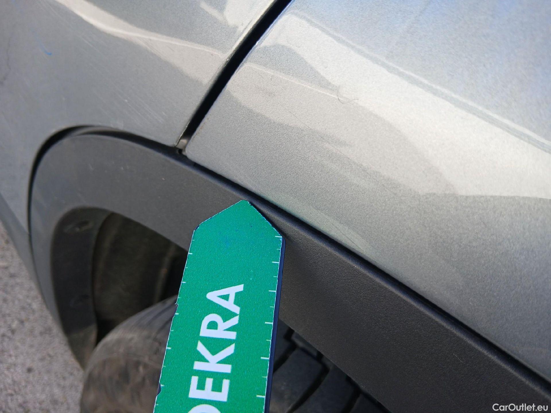  Bmw  X2 BMW  / 2017 / 5P / todoterreno sDrive18i (AC3) #24