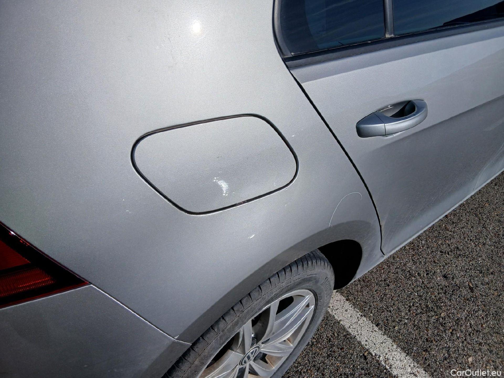  Volkswagen  Golf  VOLKSWAGEN / 2016 / 5P / berlina con portón Advance 1.6 TDI 85kW (115CV) #29