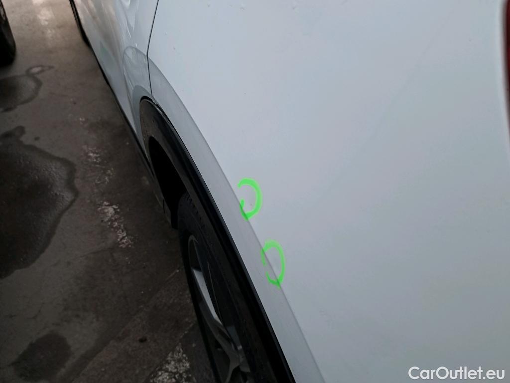  Audi  Q2 AUDI  / 2016 / 5P / todoterreno Design 35 TFSI 110kW (150CV) S tronic #3