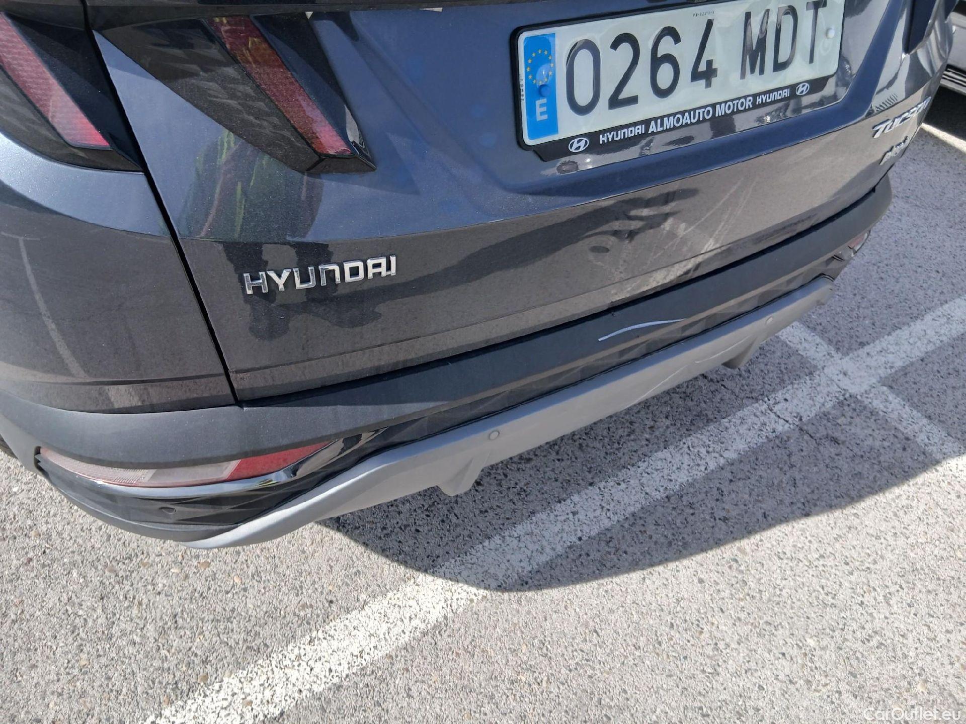  Hyundai  Tucson HYUNDAI  / 2020 / 5P / todoterreno 1.6 TGDI PHEV 195kW Tecno Sky Auto 4x4 #15