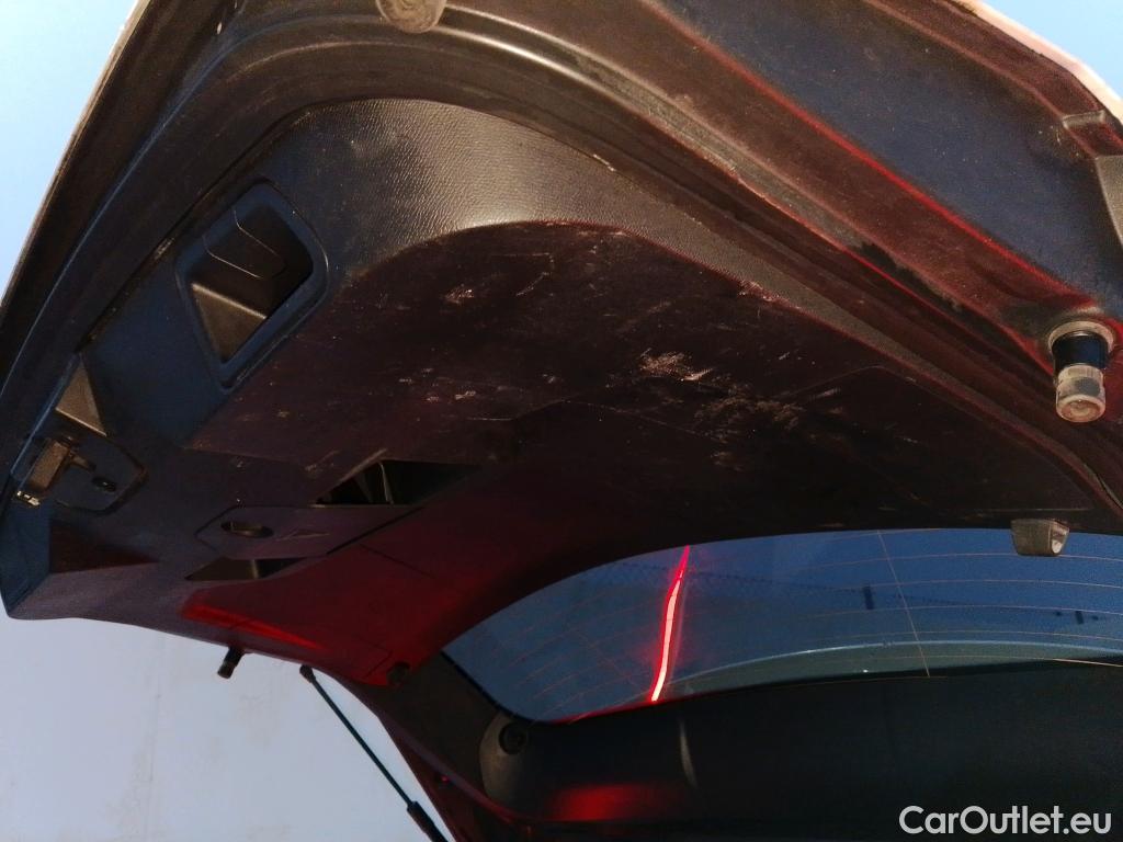  Peugeot  3008 PEUGEOT  Hybrid / 2016 / 5P / todoterreno 225 e-EAT8 Allure #23