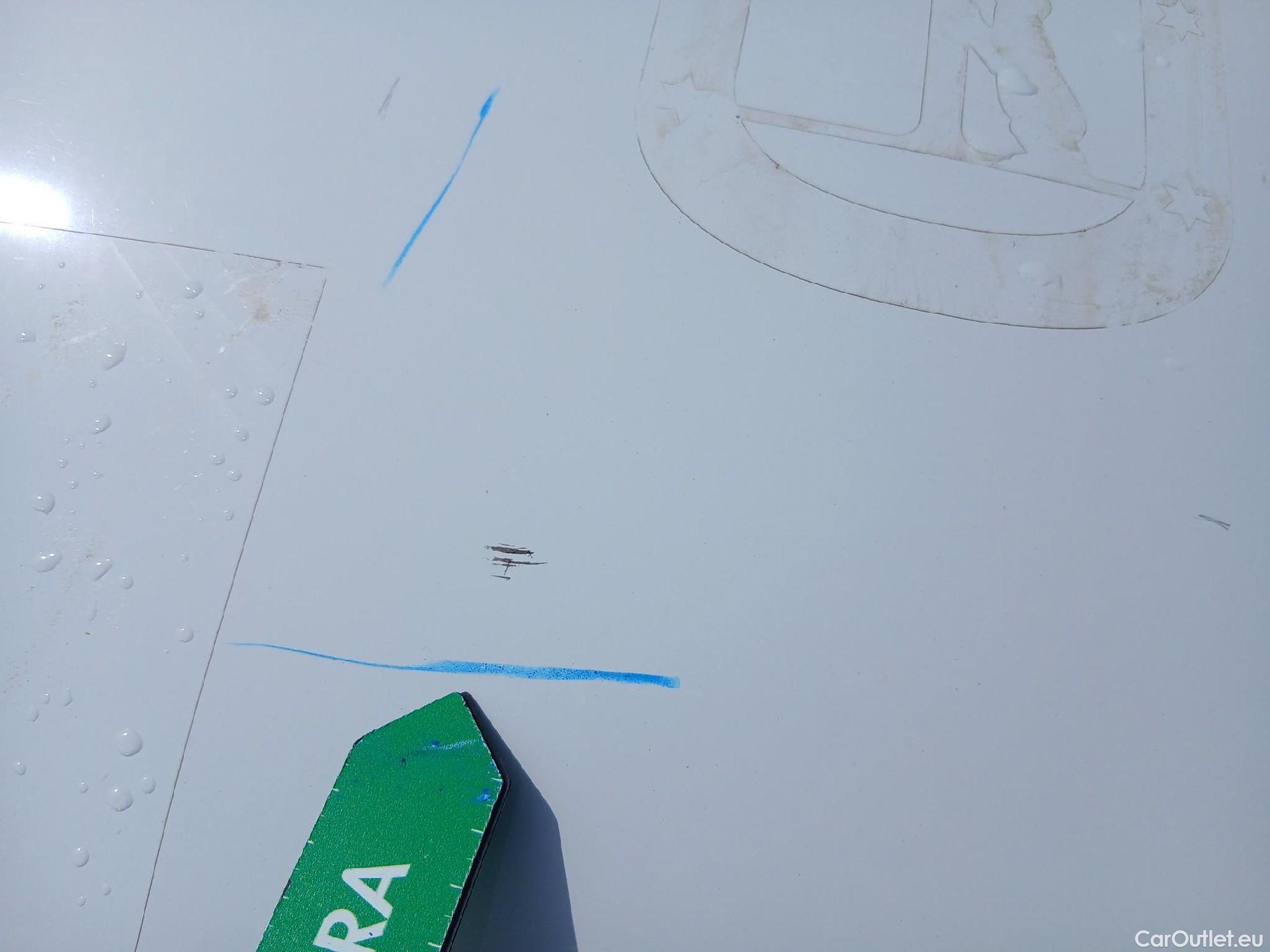  Renault  Clio RENAULT  / 2019 / 5P / berlina con portón Business TCe 74 kW (100CV) GLP #3