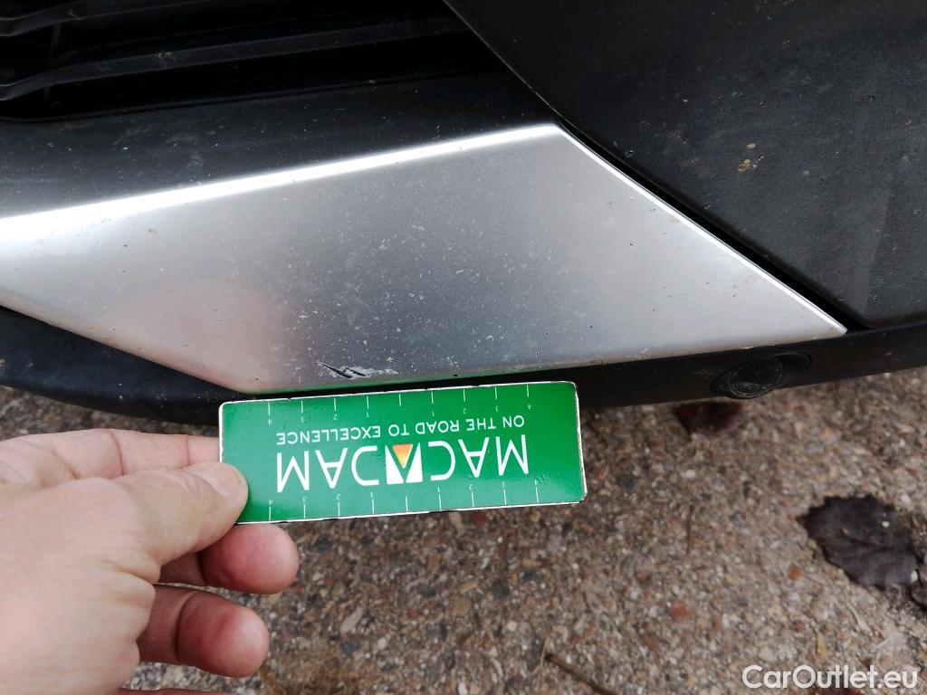  Peugeot  3008 PEUGEOT  / 2020 / 5P / todoterreno 1.5 BlueHDi 96kW (130CV) S&S Active Pack (AC3) #37