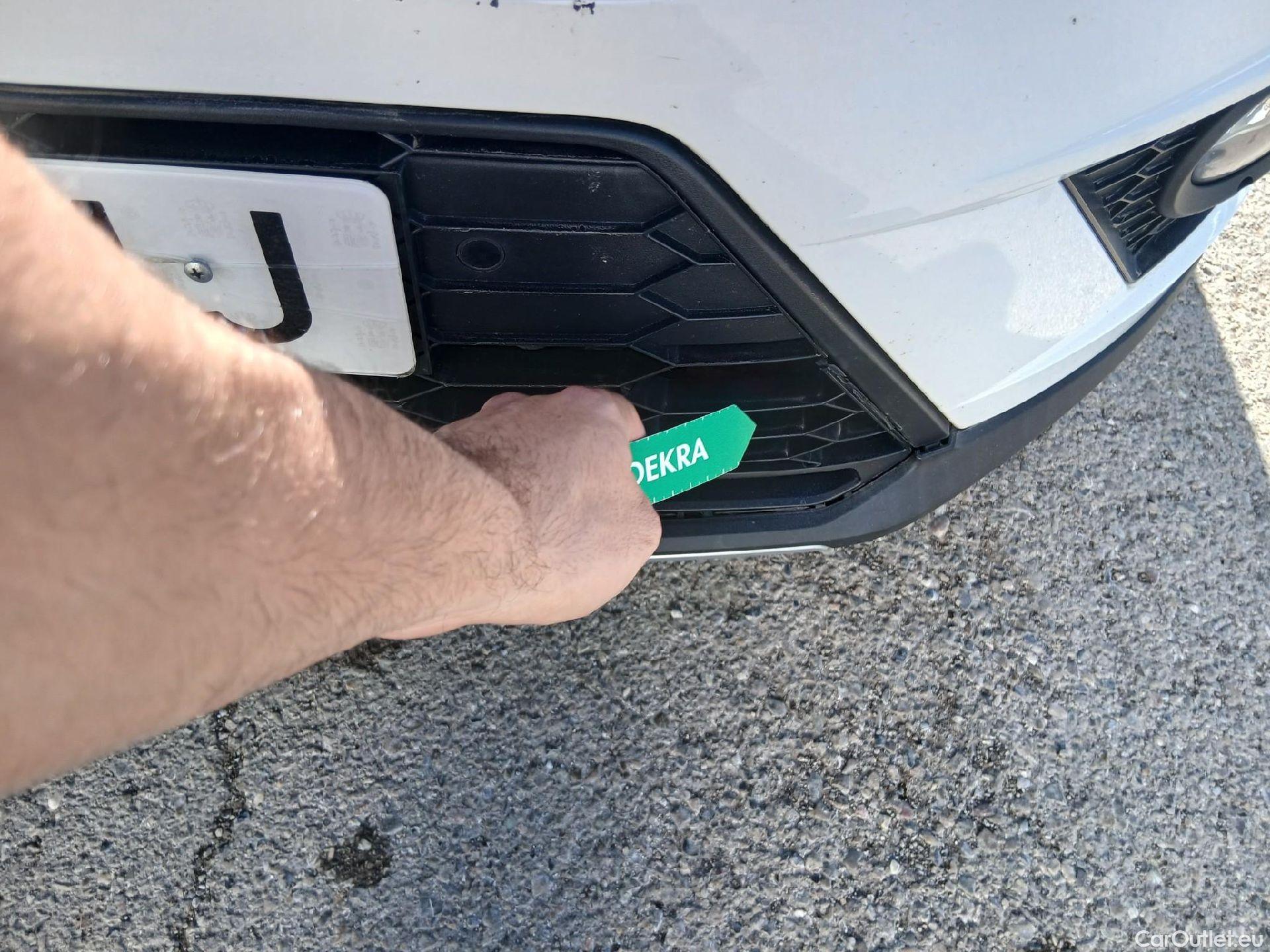  Seat  Arona SEAT  / 2017 / 5P / todoterreno 1.0 TSI 85kW (115CV) DSG FR Go Eco #6