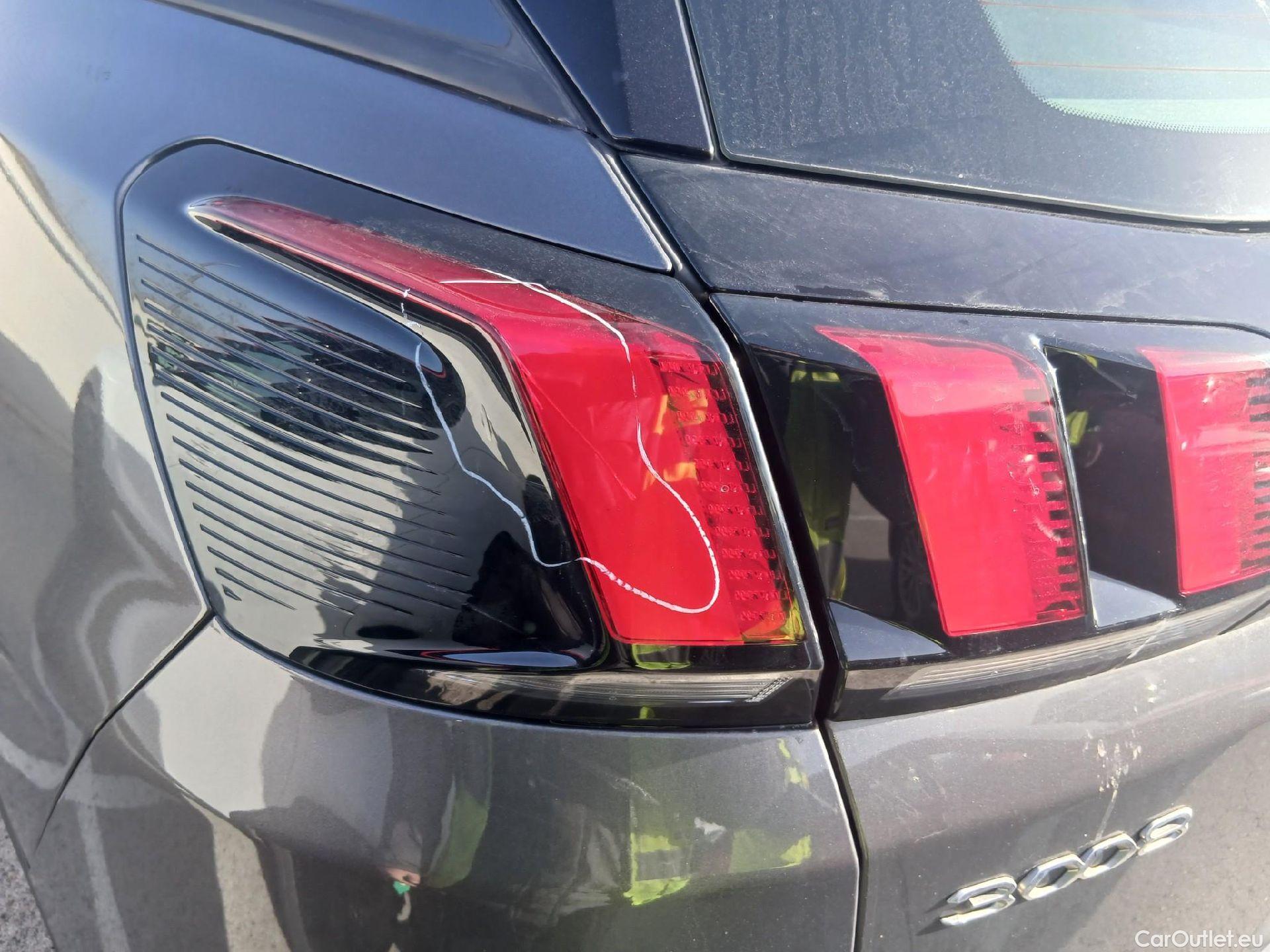  Peugeot  3008 PEUGEOT  / 2020 / 5P / todoterreno 1.5 BlueHDi 96kW (130CV) S&S Active Pack #23