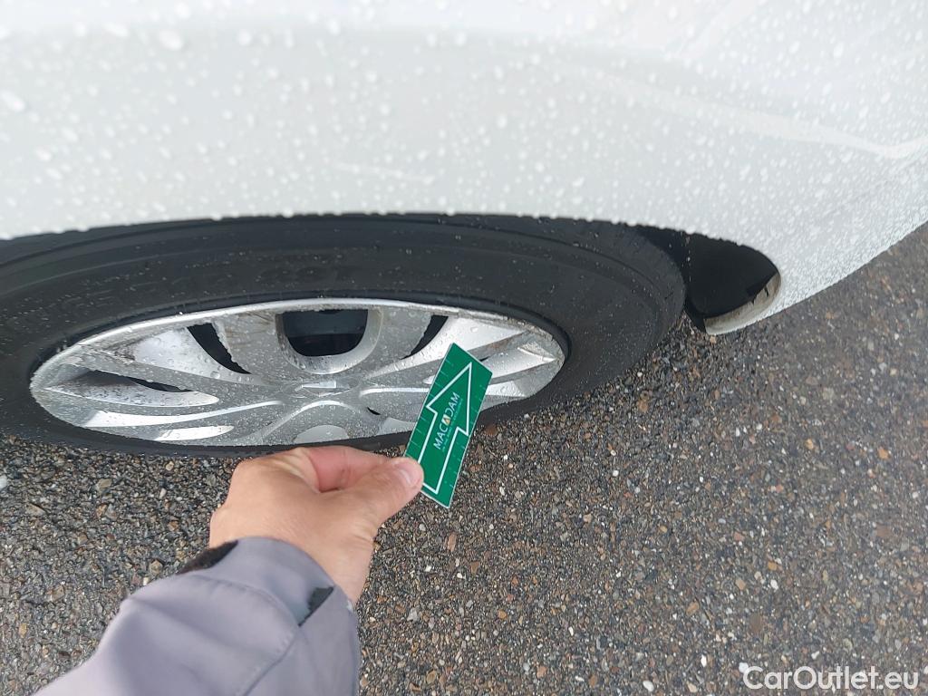  Renault  Clio RENAULT  / 2016 / 5P / berlina con portón Business TCe 66kW (90CV) GLP -18 #12