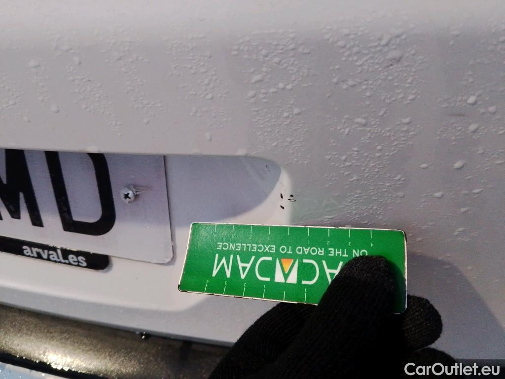  Peugeot  3008 PEUGEOT  Hybrid / 2016 / 5P / todoterreno 225 e-EAT8 Allure #6