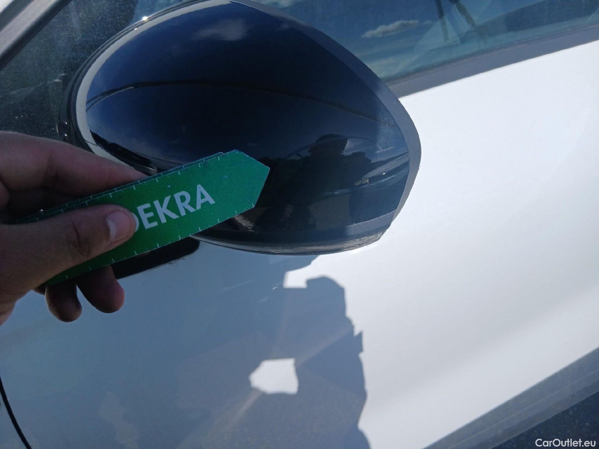  Renault  Captur RENAULT  / 2019 / 5P / todoterreno Intens TCe 90 (AC) #15