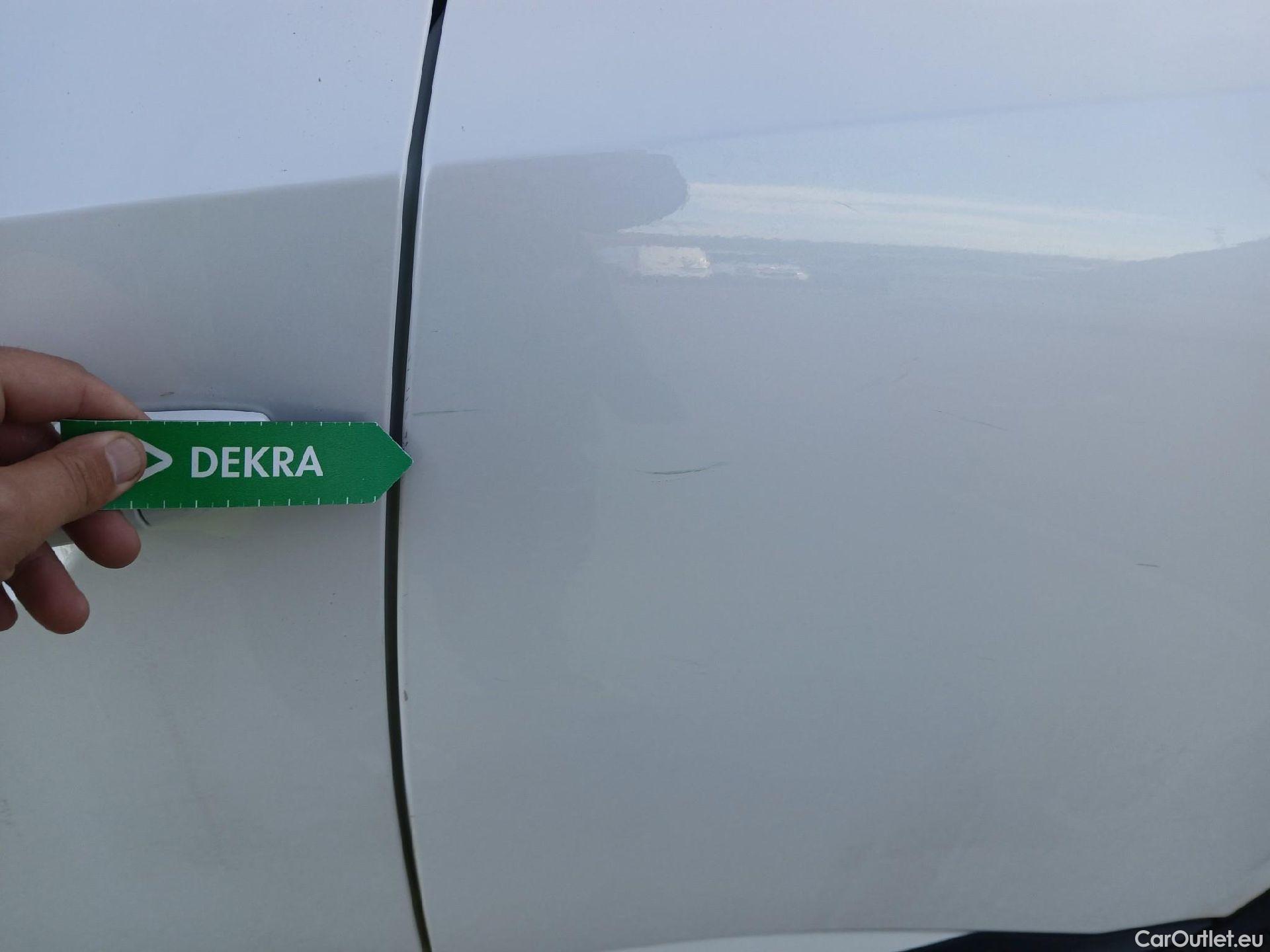  Nissan  Qashqai NISSAN  / 2021 / 5P / todoterreno DIG-T 116kW (158CV) mHEV Xtronic Acenta (AC2) #13