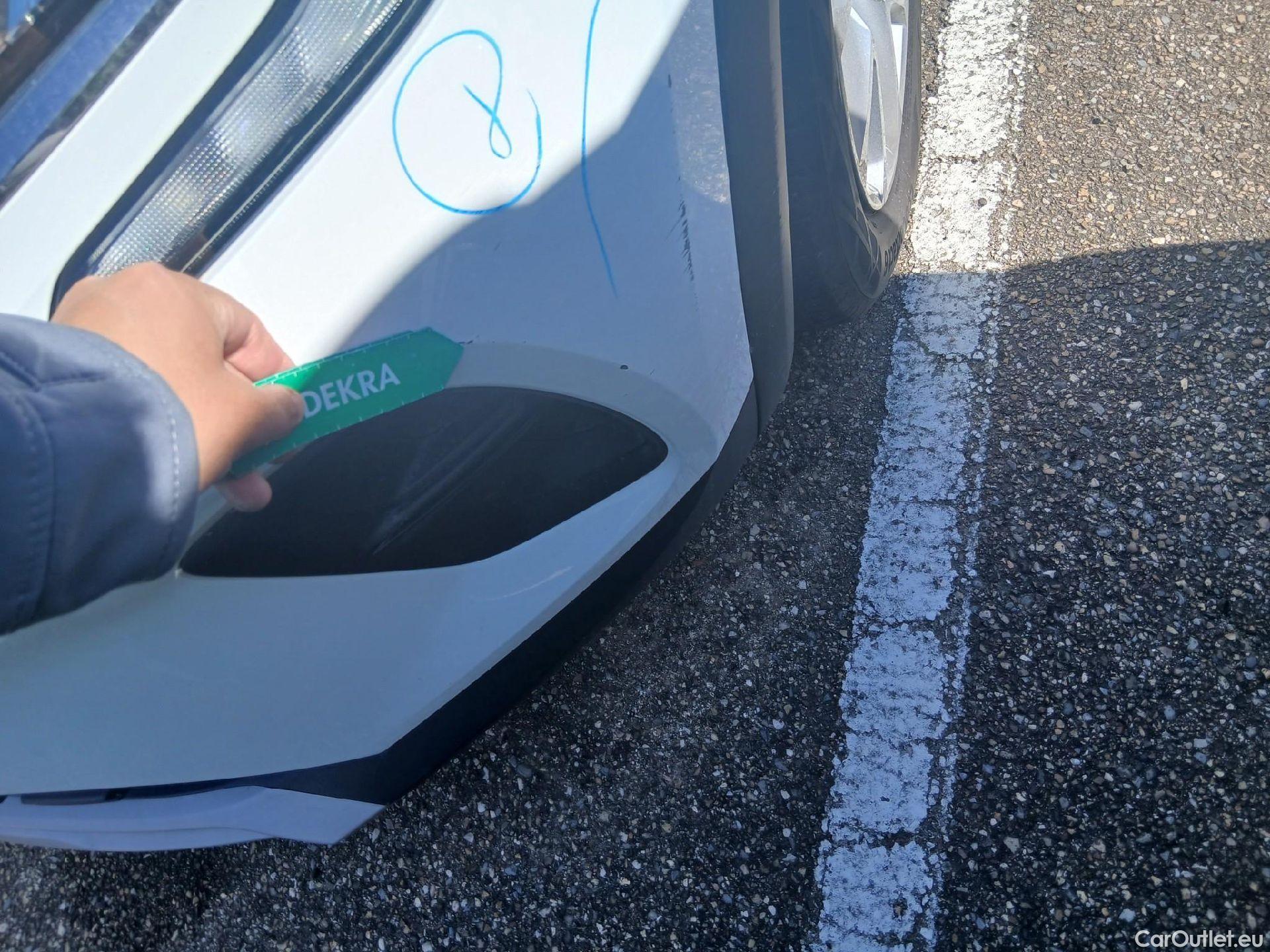  Renault  Captur RENAULT  / 2019 / 5P / todoterreno Intens TCe 90 (AC) #7