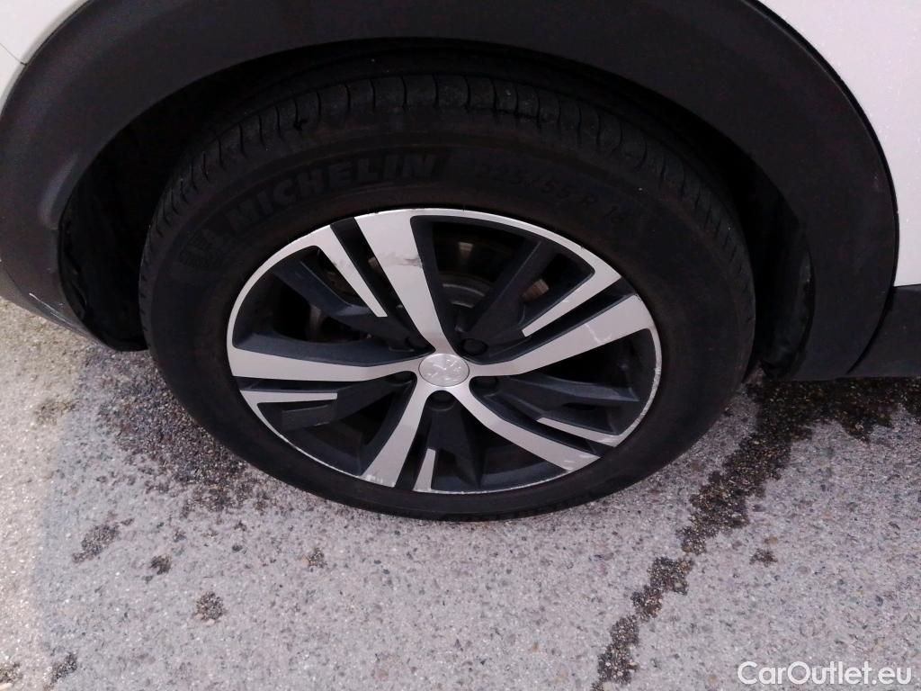  Peugeot  3008 PEUGEOT  Hybrid / 2016 / 5P / todoterreno 225 e-EAT8 Allure #13