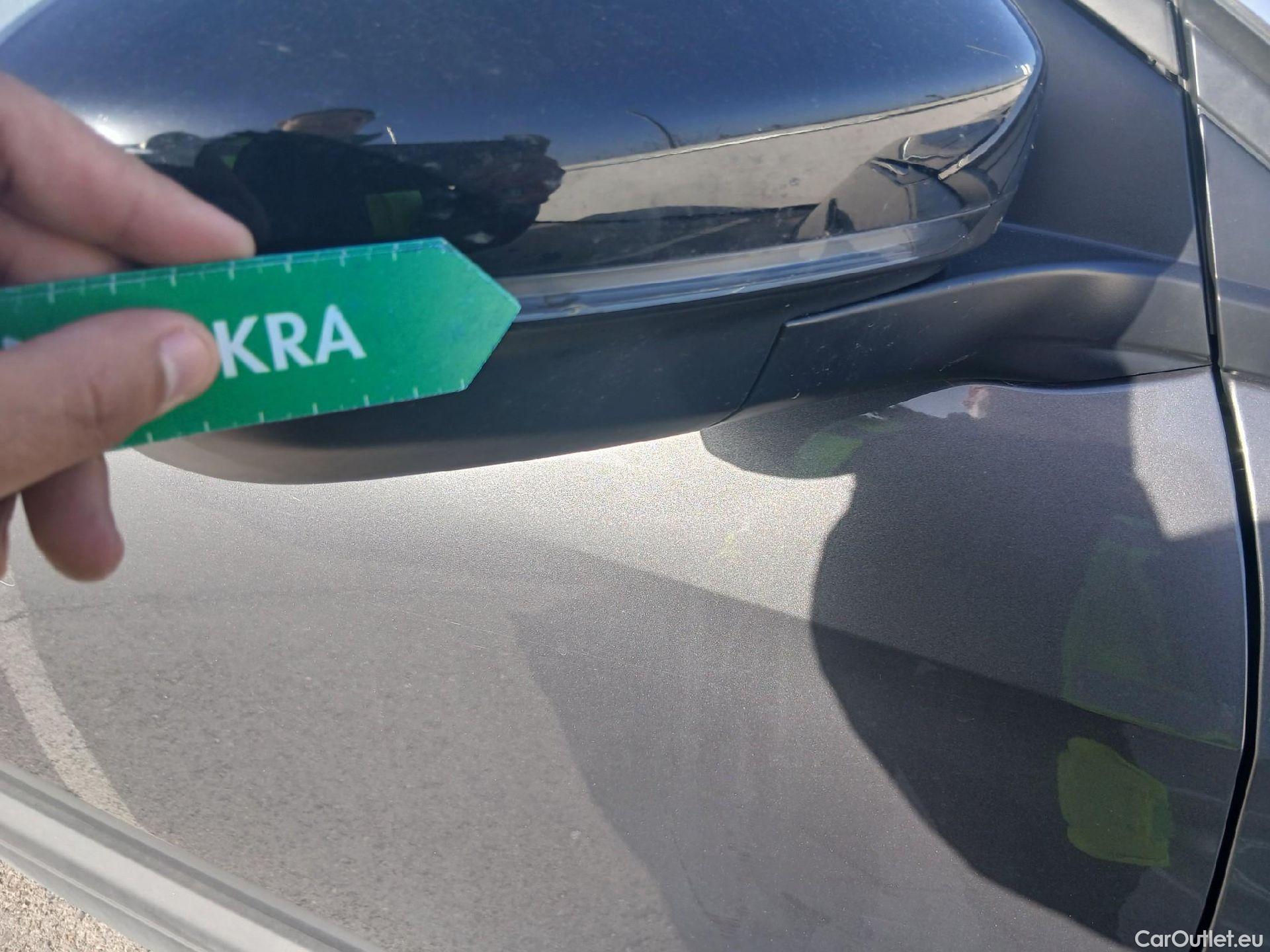  Peugeot  3008 PEUGEOT  / 2020 / 5P / todoterreno 1.5 BlueHDi 96kW (130CV) S&S Active Pack #38