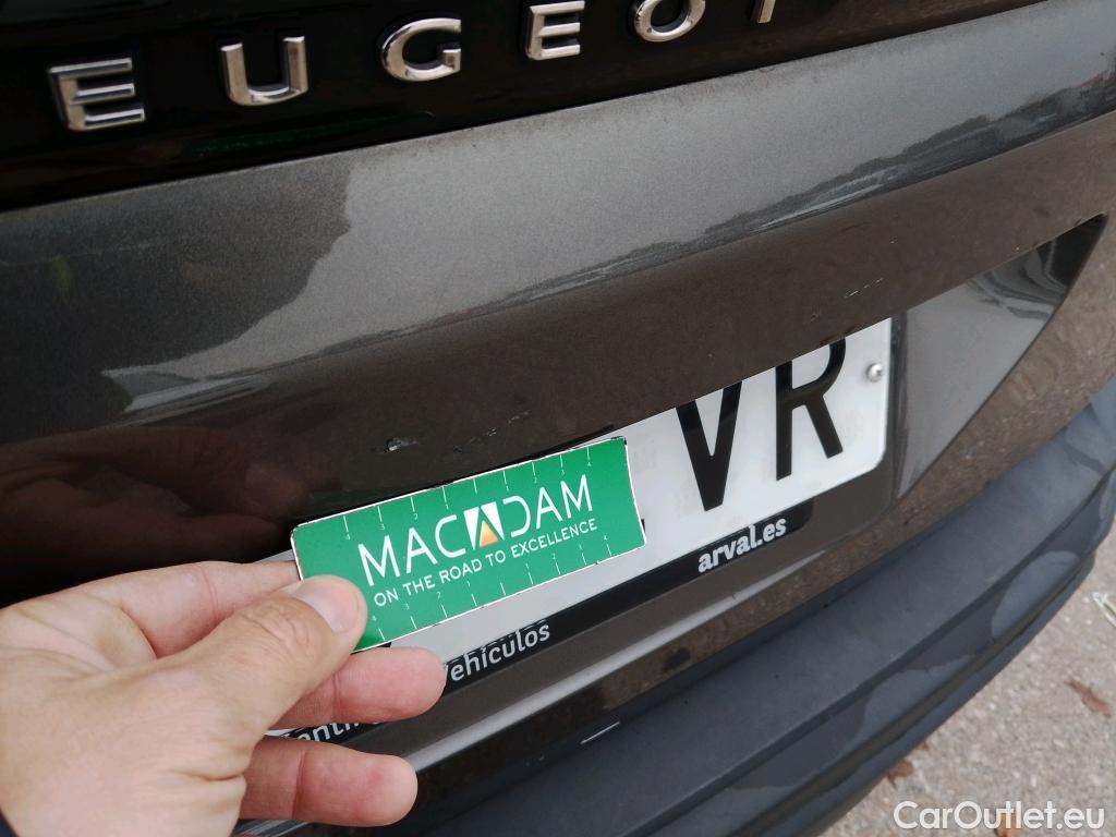  Peugeot  3008 PEUGEOT  / 2020 / 5P / todoterreno 1.5 BlueHDi 96kW (130CV) S&S Active Pack (AC3) #4