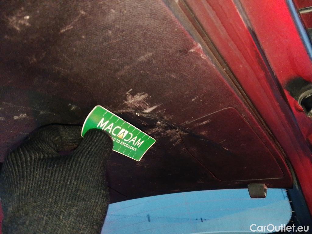  Peugeot  3008 PEUGEOT  Hybrid / 2016 / 5P / todoterreno 225 e-EAT8 Allure #24