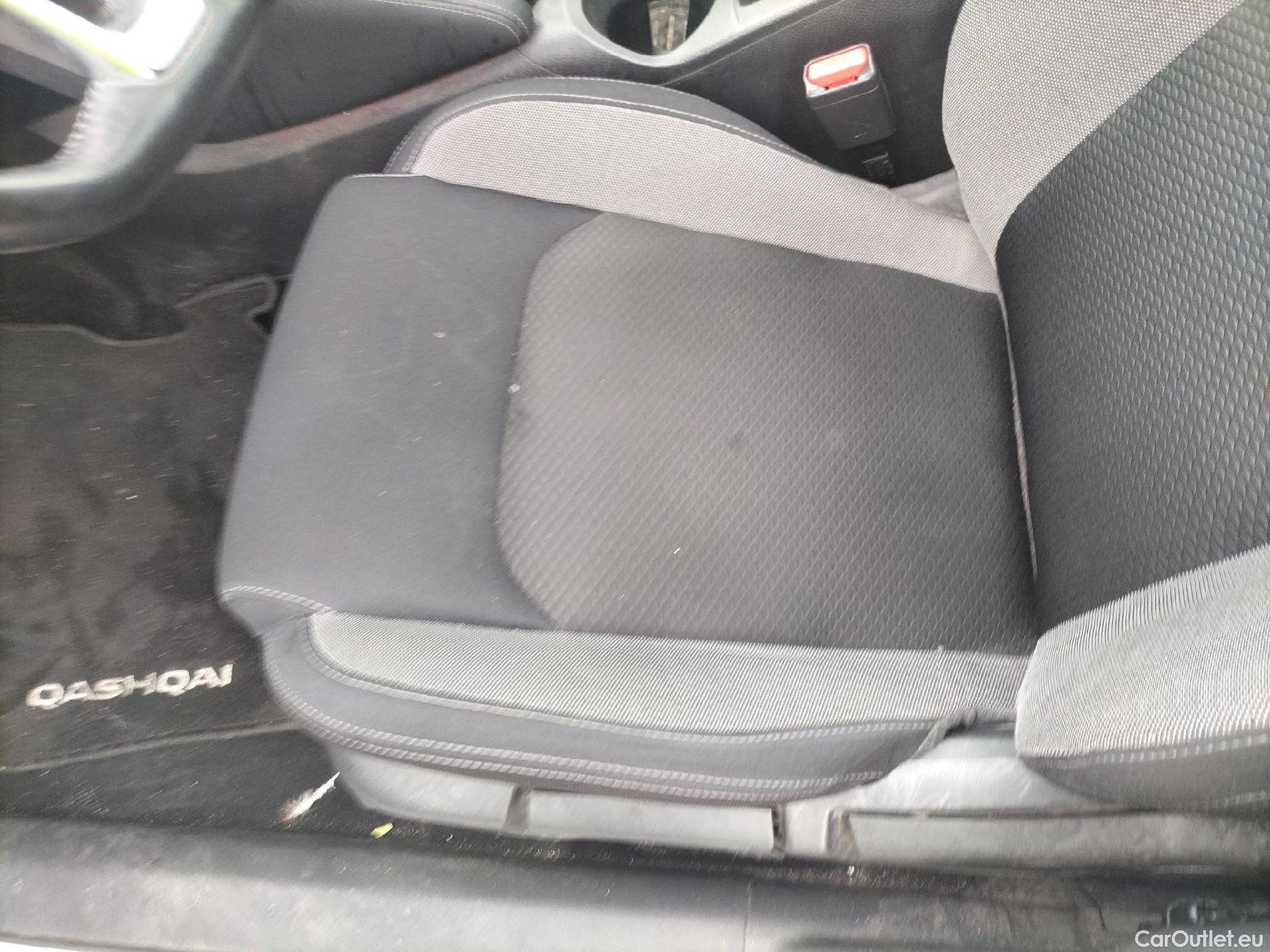  Nissan  Qashqai NISSAN  / 2017 / 5P / todoterreno DIG-T 103 kW (140 CV) E6D N-CONNECTA #17