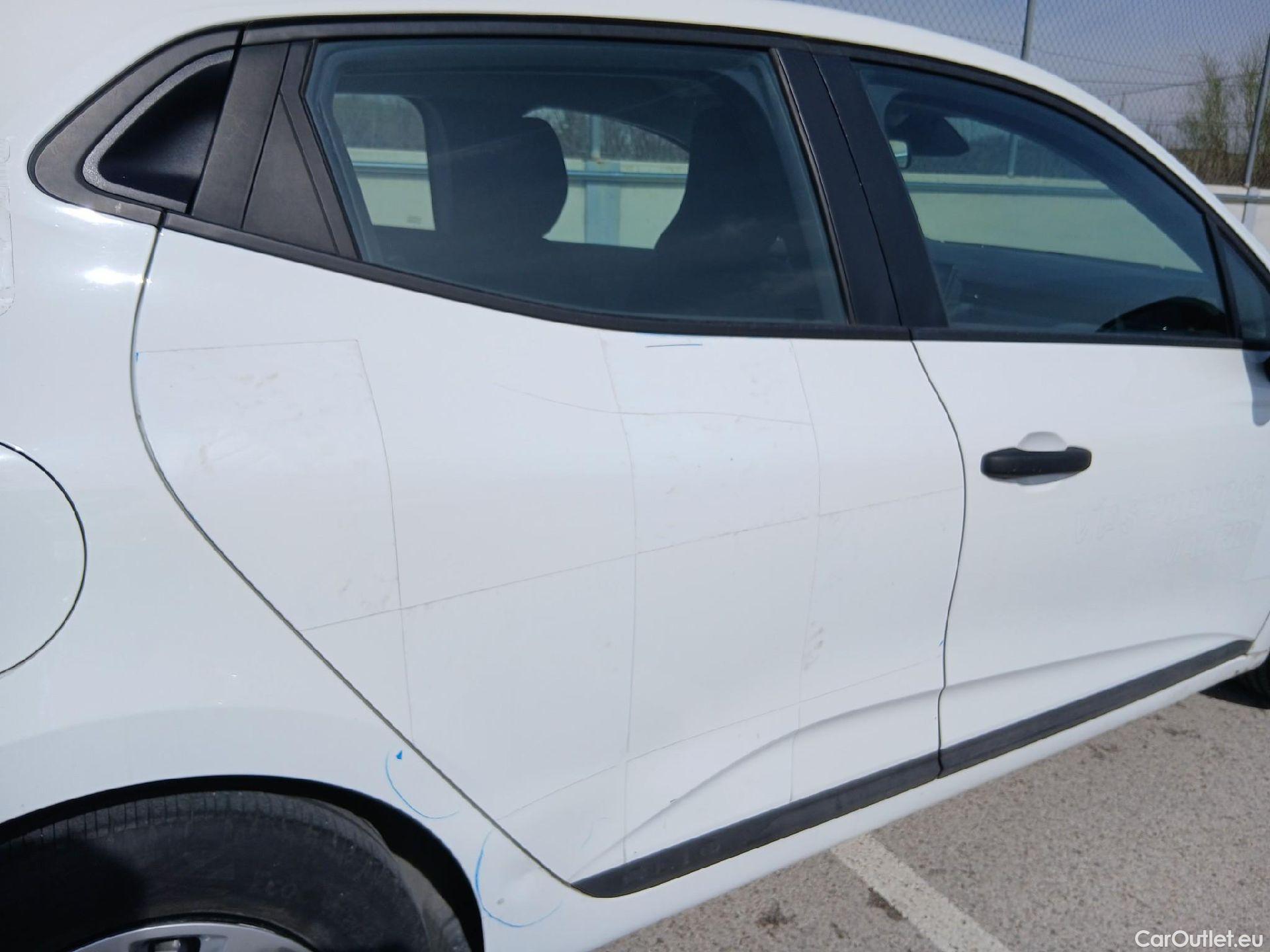  Renault  Clio RENAULT  / 2019 / 5P / berlina con portón Business TCe 74 kW (100CV) GLP #32