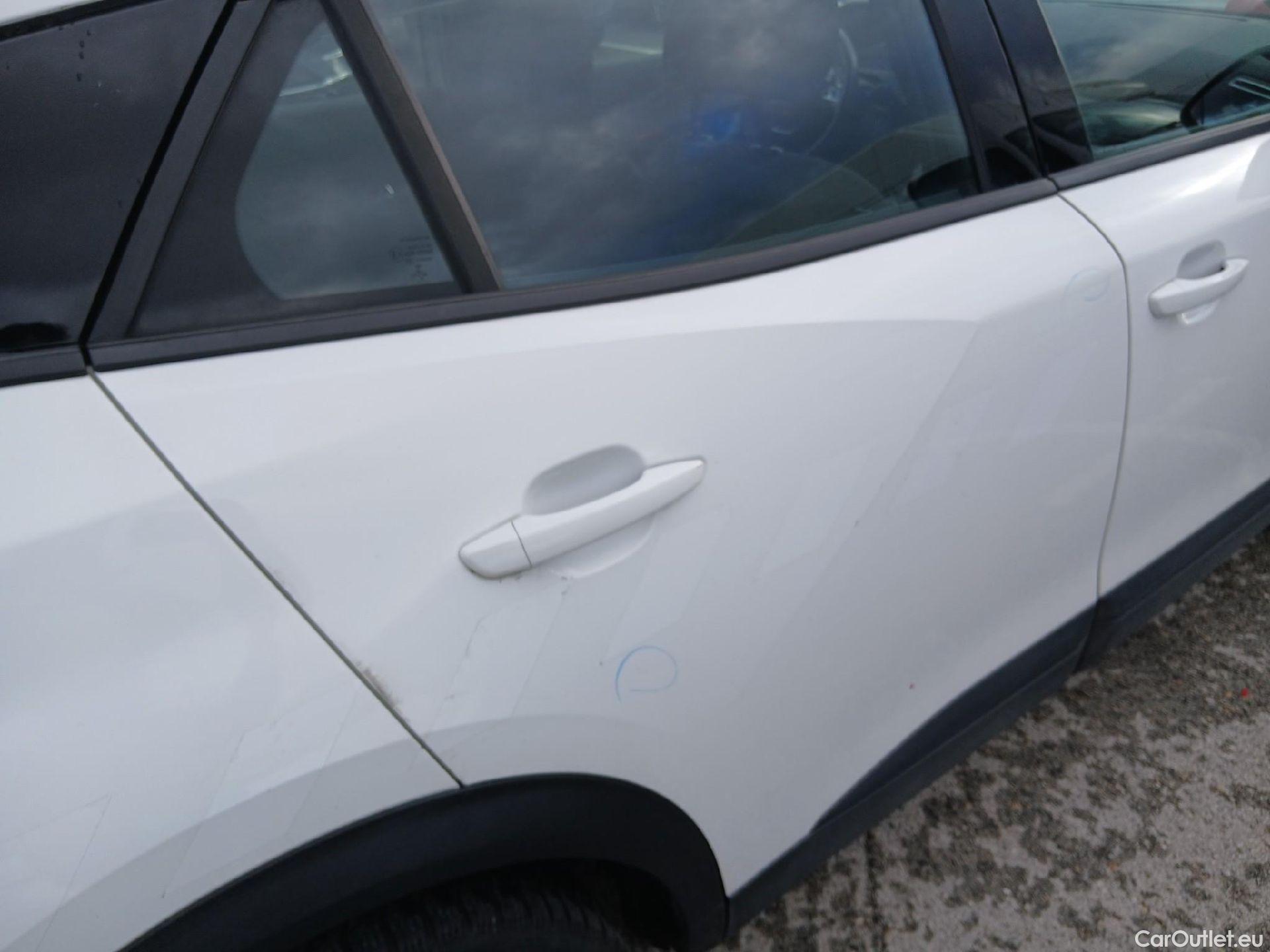  Peugeot  2008 PEUGEOT  / 2019 / 5P / todoterreno Active BlueHDI 81kW (110CV) #38