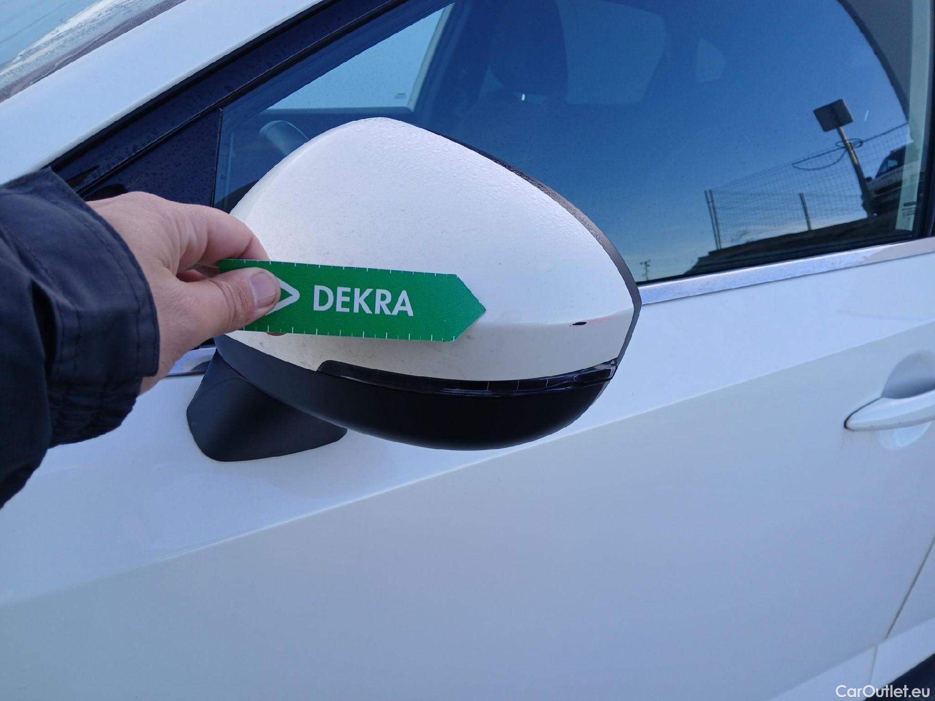  Nissan  Qashqai NISSAN  / 2021 / 5P / todoterreno DIG-T 116kW (158CV) mHEV Xtronic Acenta (AC2) #6