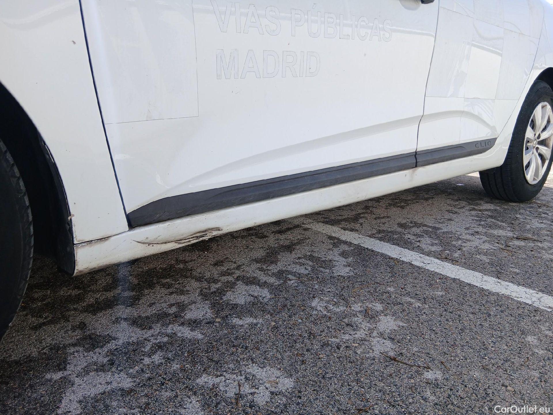  Renault  Clio RENAULT  / 2019 / 5P / berlina con portón Business TCe 74 kW (100CV) GLP #12