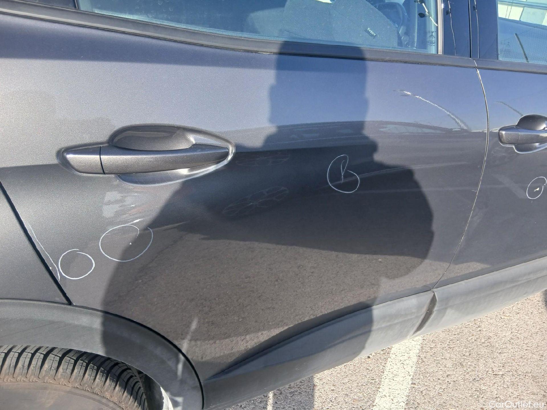  Peugeot  3008 PEUGEOT  / 2020 / 5P / todoterreno 1.5 BlueHDi 96kW (130CV) S&S Active Pack #30