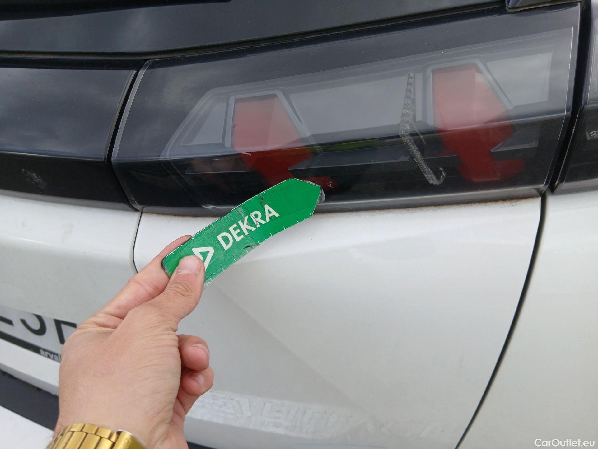  Peugeot  2008 PEUGEOT  / 2019 / 5P / todoterreno Active BlueHDI 81kW (110CV) #34