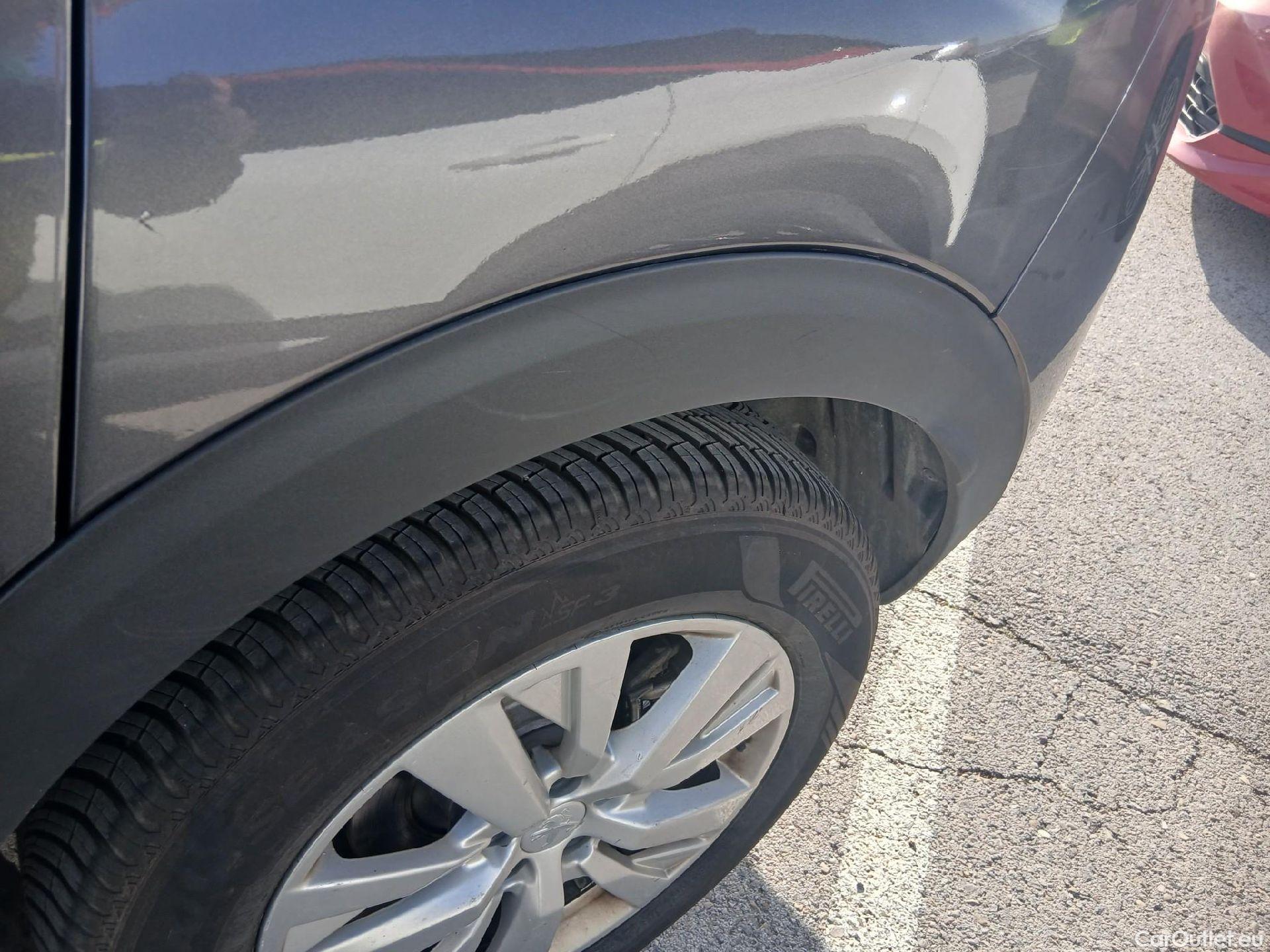  Peugeot  3008 PEUGEOT  / 2020 / 5P / todoterreno 1.5 BlueHDi 96kW (130CV) S&S Active Pack #18